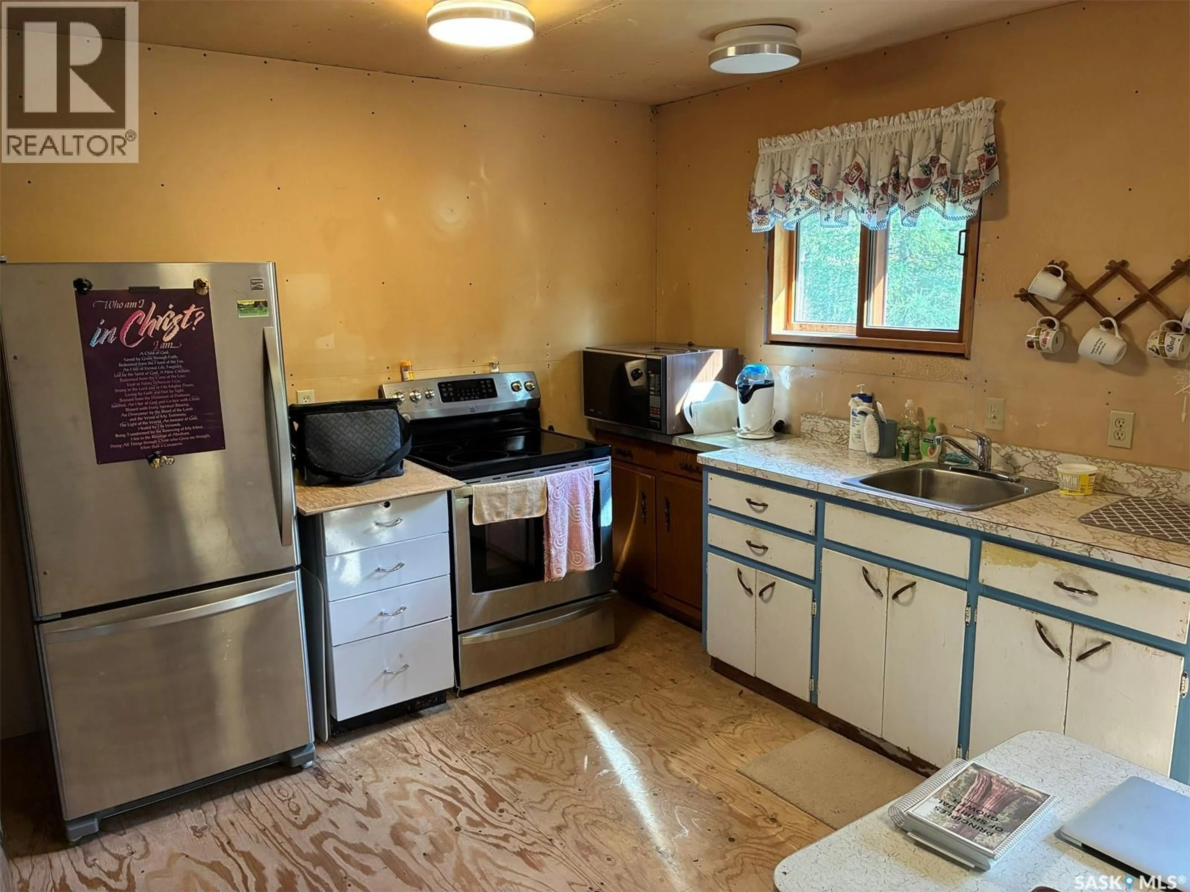 Standard kitchen, unknown for ROBERTS ACREAGE, Northern Admin District Saskatchewan S0M0G0