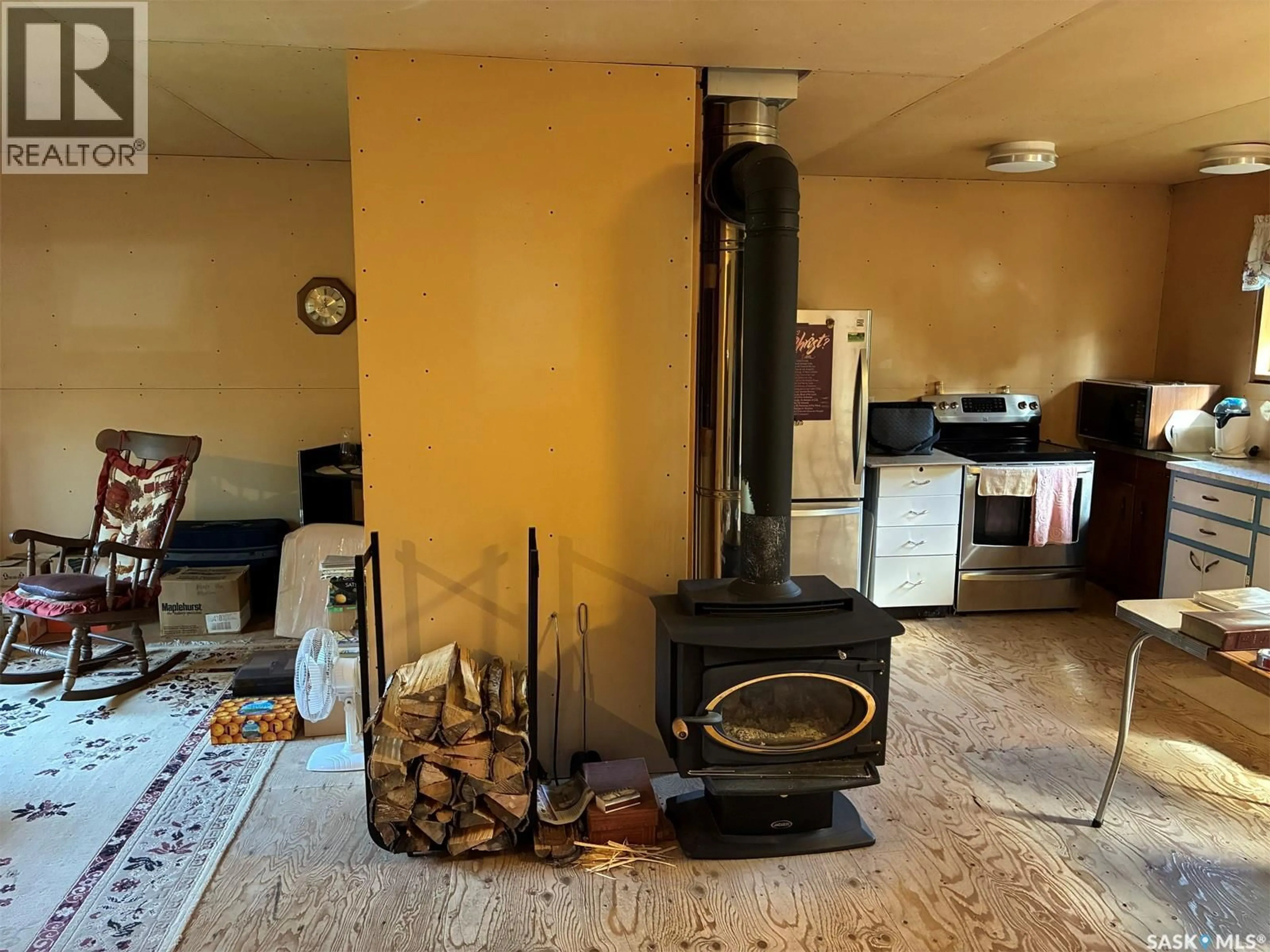 A pic of a room for ROBERTS ACREAGE, Northern Admin District Saskatchewan S0M0G0