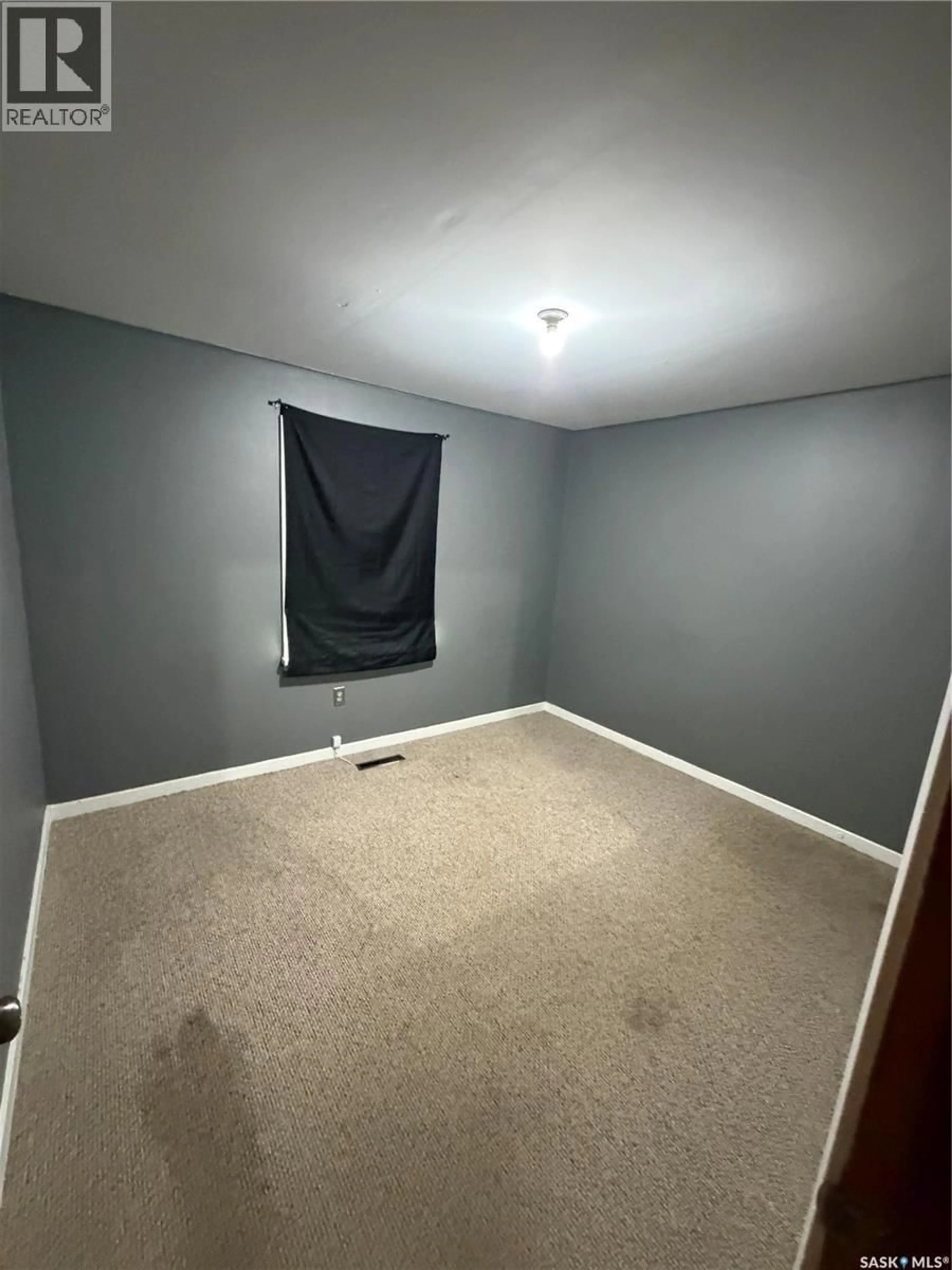 A pic of a room for 1225 ATKINSON STREET, Regina Saskatchewan S4N3V7