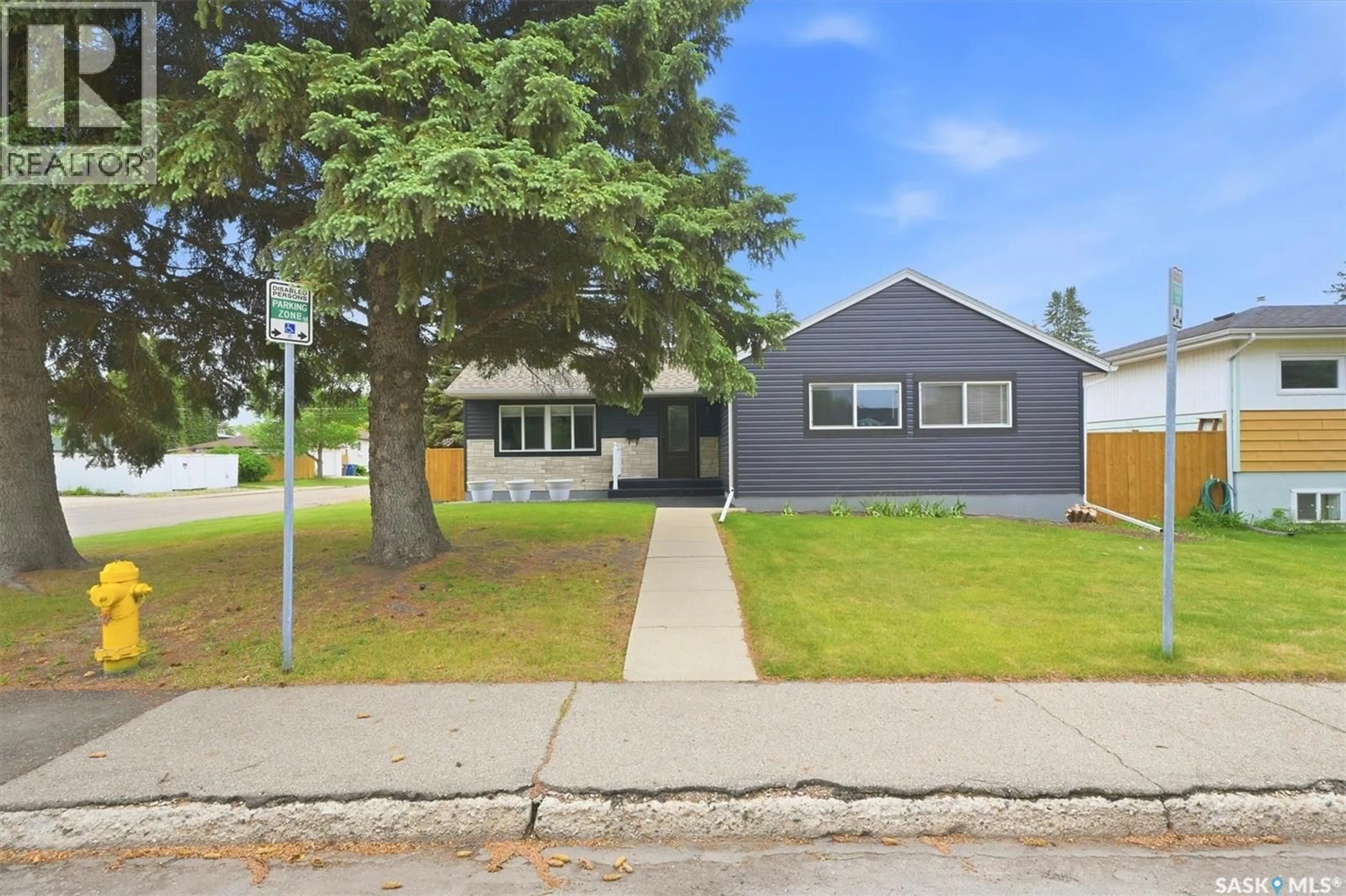 Unknown for 1924 DUFFERIN AVENUE, Saskatoon Saskatchewan S7J1B7