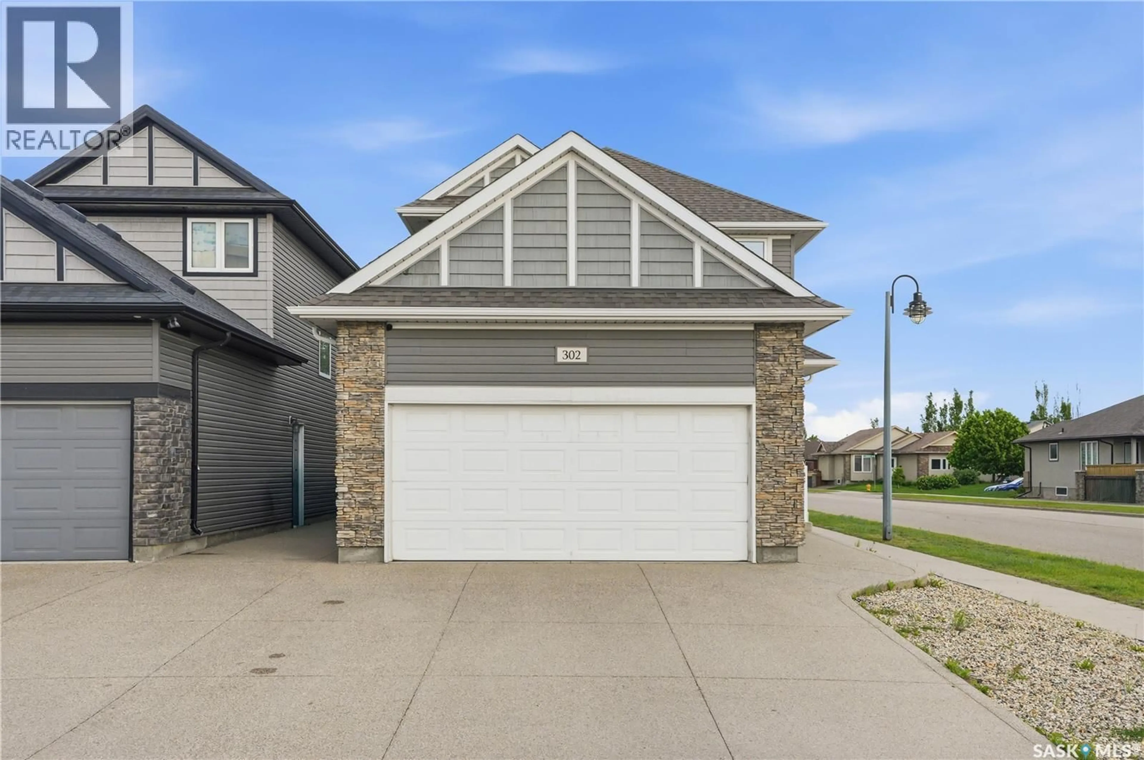Unknown for 302 DICKSON CRESCENT, Saskatoon Saskatchewan S7T0T8