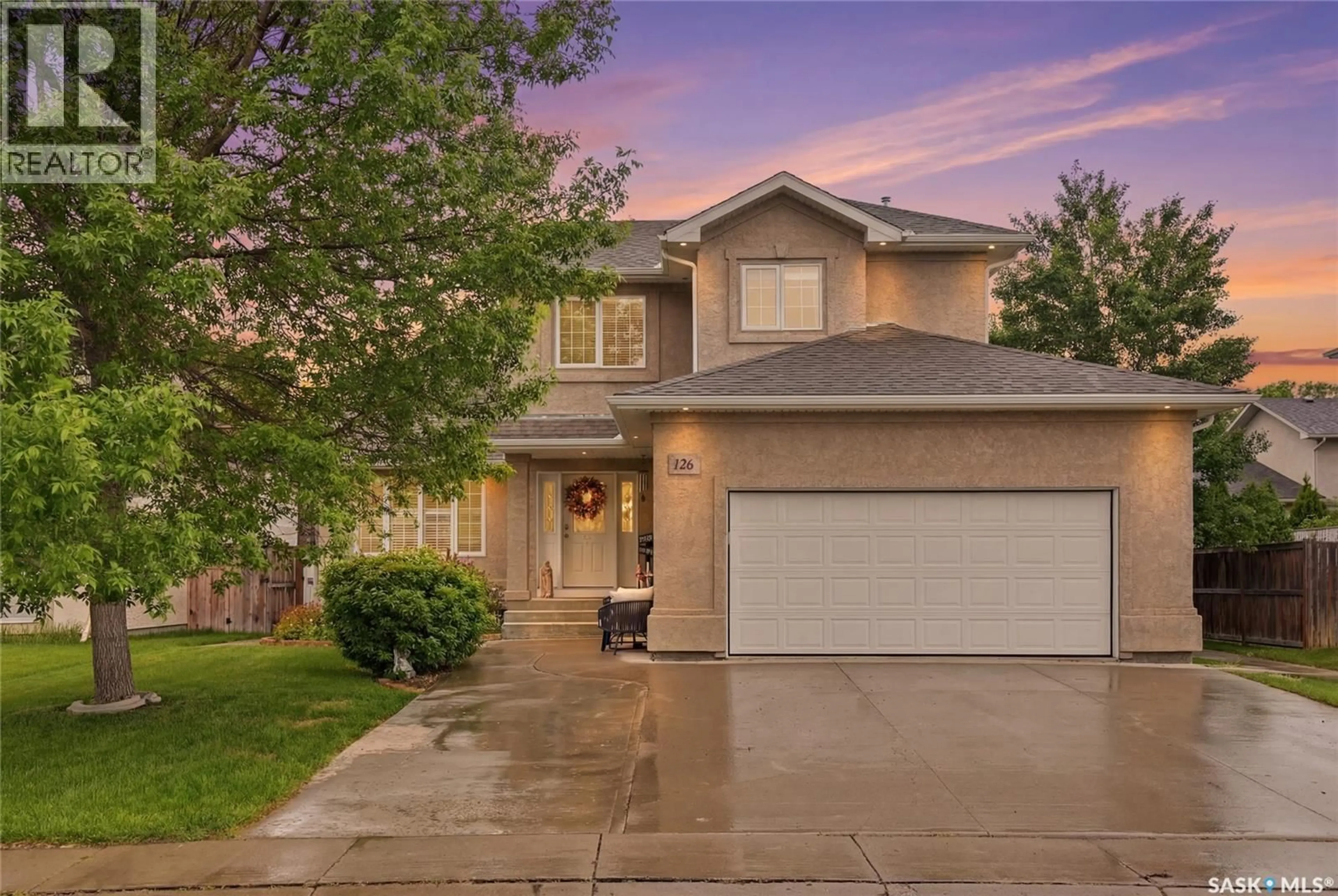 Home with vinyl exterior material, street for 126 BEECHMONT CRESCENT, Saskatoon Saskatchewan S7C1C7