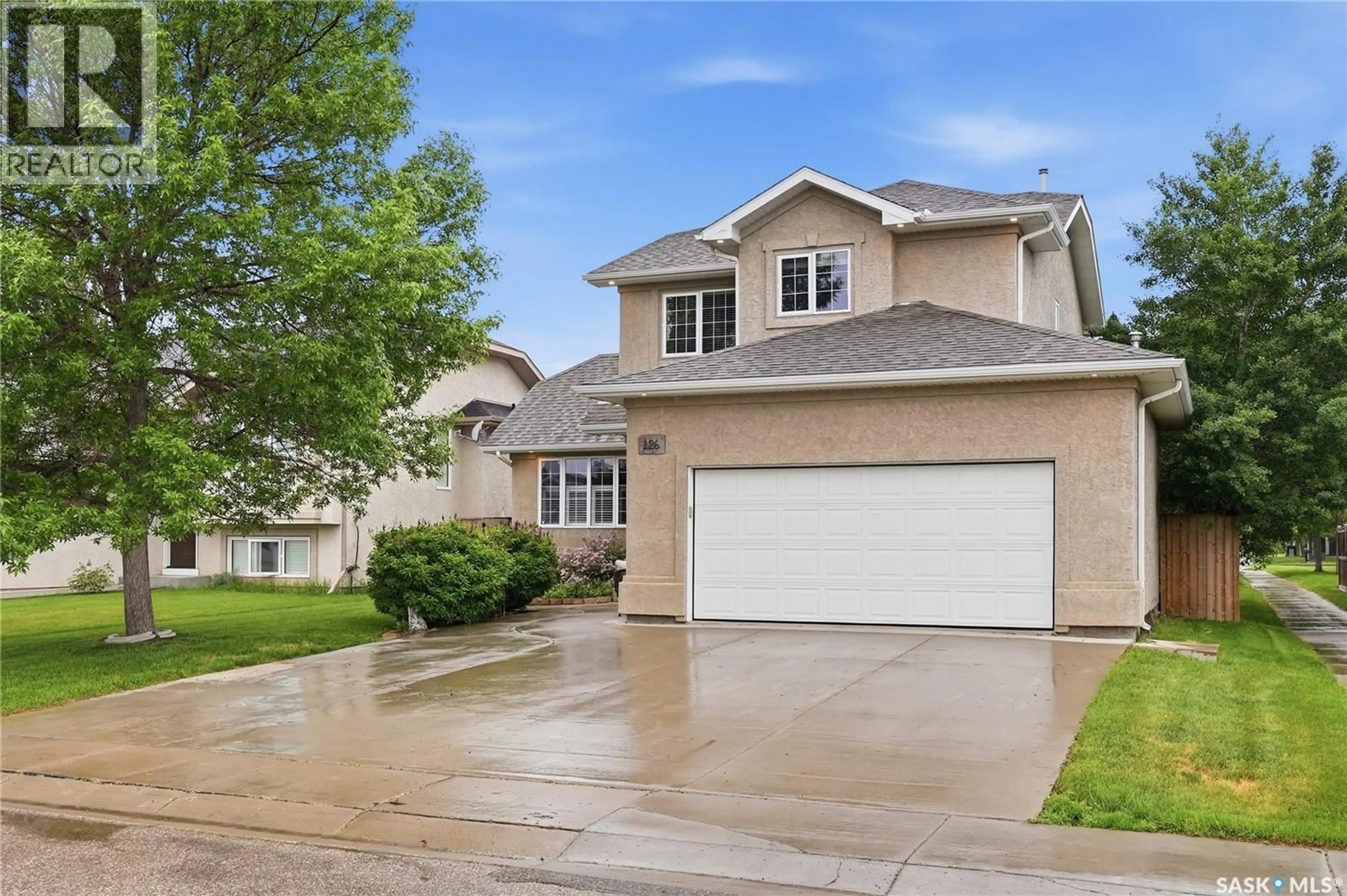 Home with vinyl exterior material, street for 126 BEECHMONT CRESCENT, Saskatoon Saskatchewan S7C1C7
