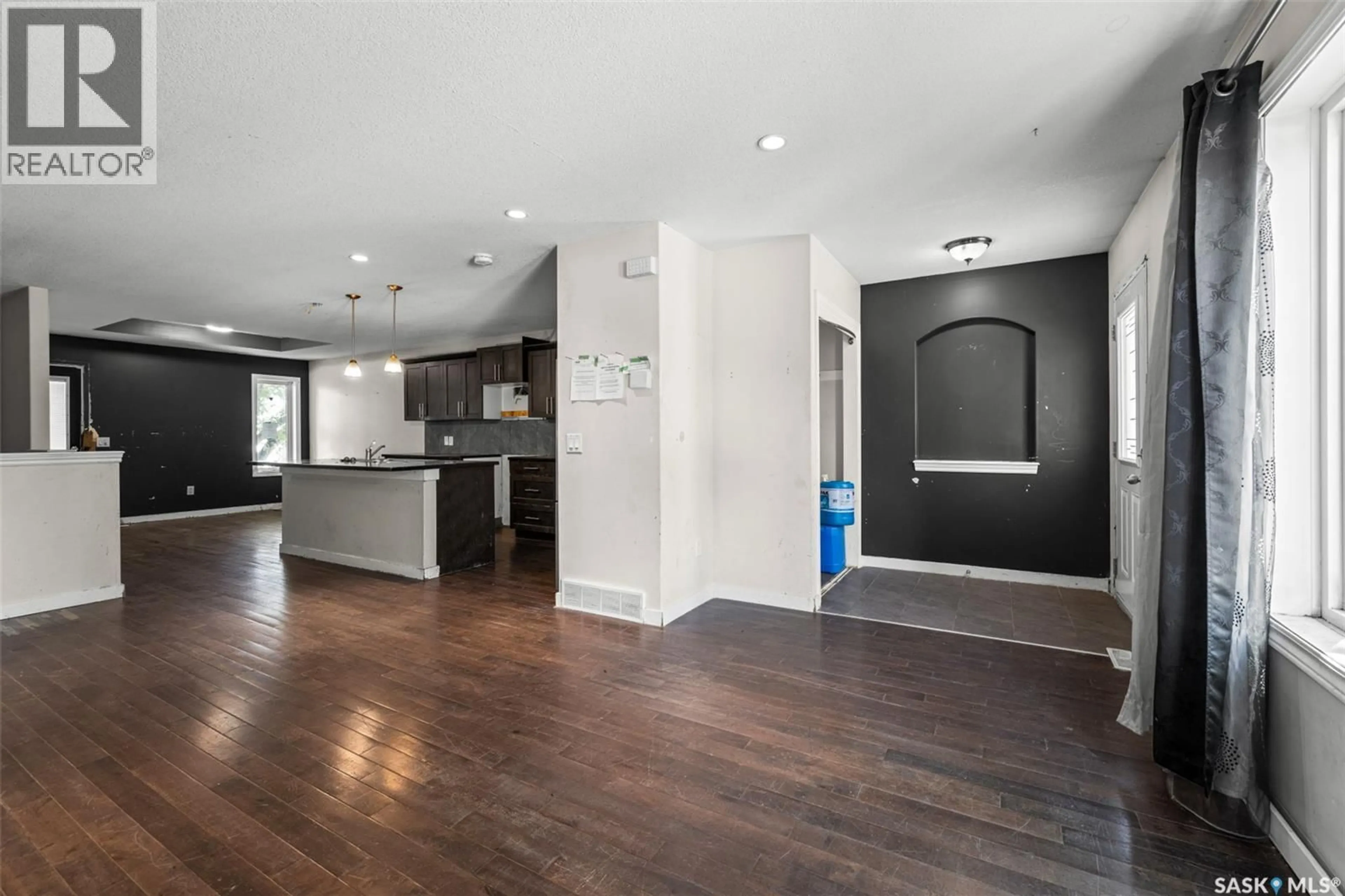 Open concept kitchen, unknown for 1861 BRODER STREET, Regina Saskatchewan S4N3R7