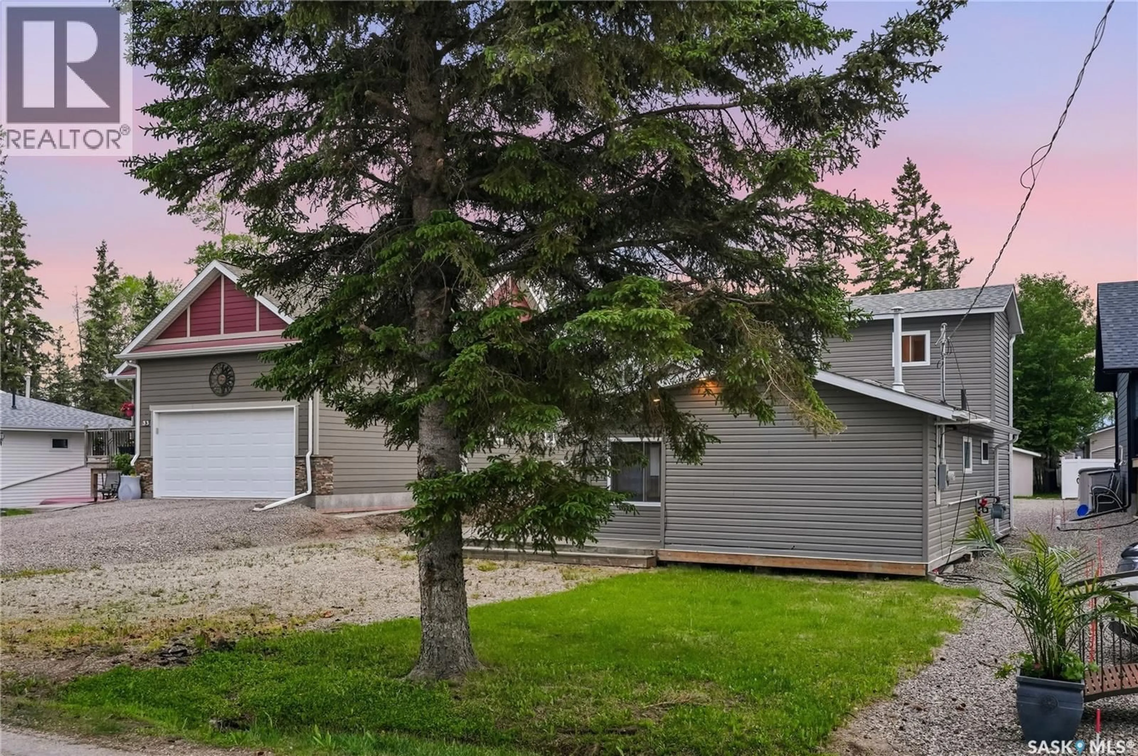 A pic from outside/outdoor area/front of a property/back of a property/a pic from drone, street for 35 LAKEVIEW DRIVE, Candle Lake Saskatchewan S0J3E0