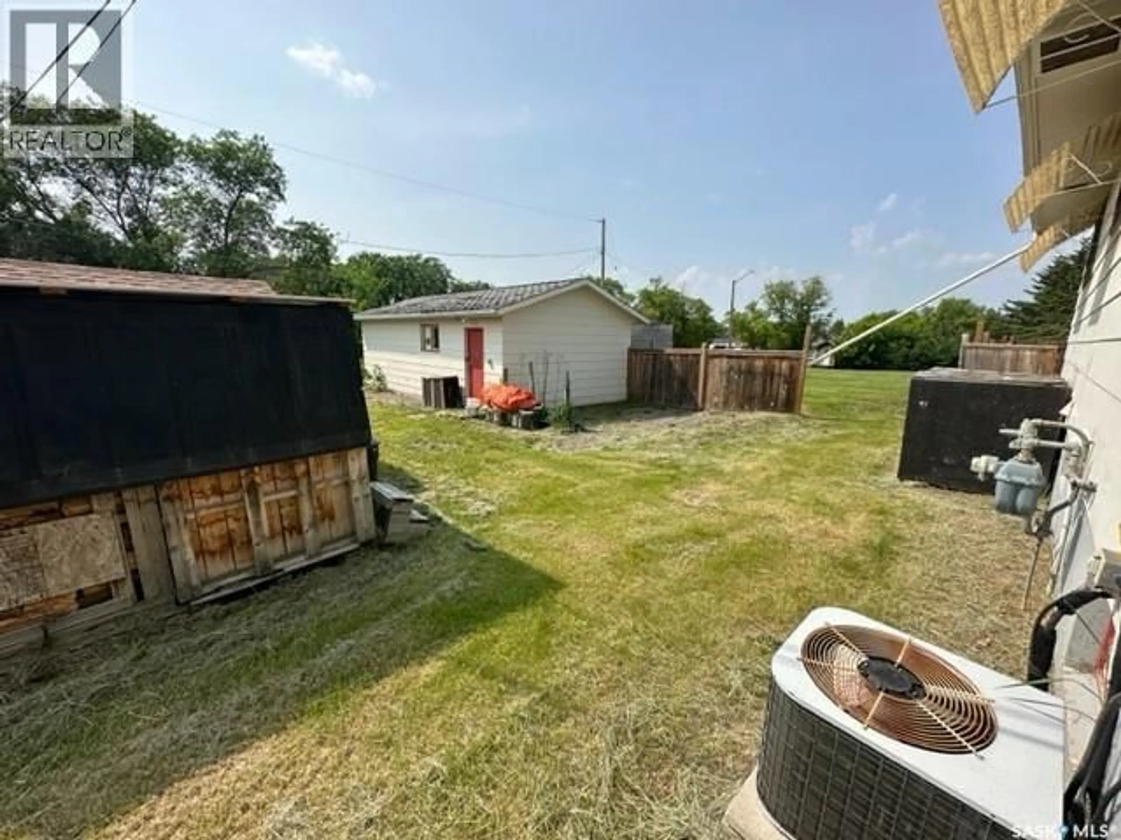 A pic from outside/outdoor area/front of a property/back of a property/a pic from drone, unknown for 237 WINDSOR AVENUE, Kamsack Saskatchewan S0A1S0