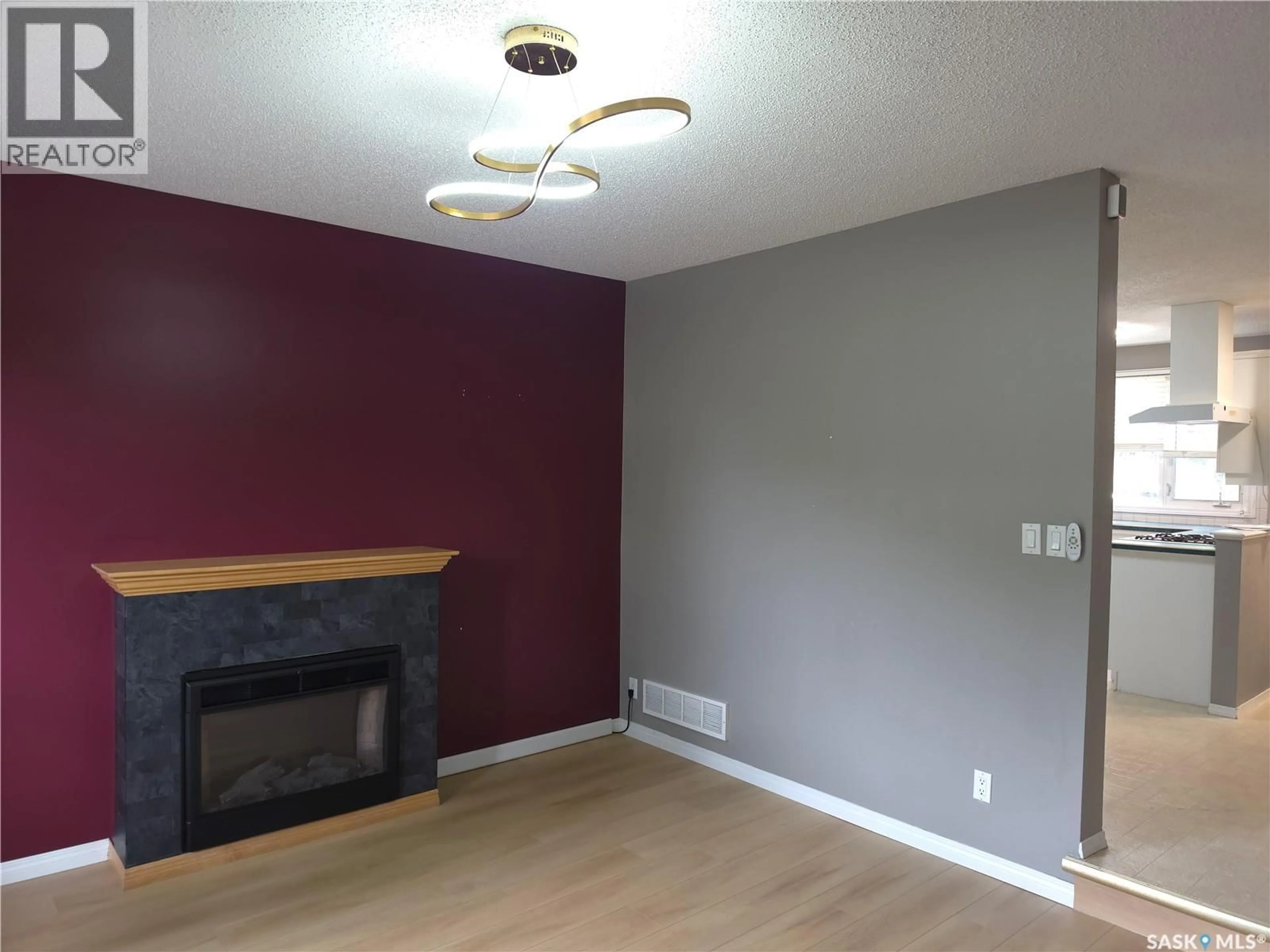 A pic of a room for 18 - 1128 MCKERCHER DRIVE, Saskatoon Saskatchewan S7H4Y7
