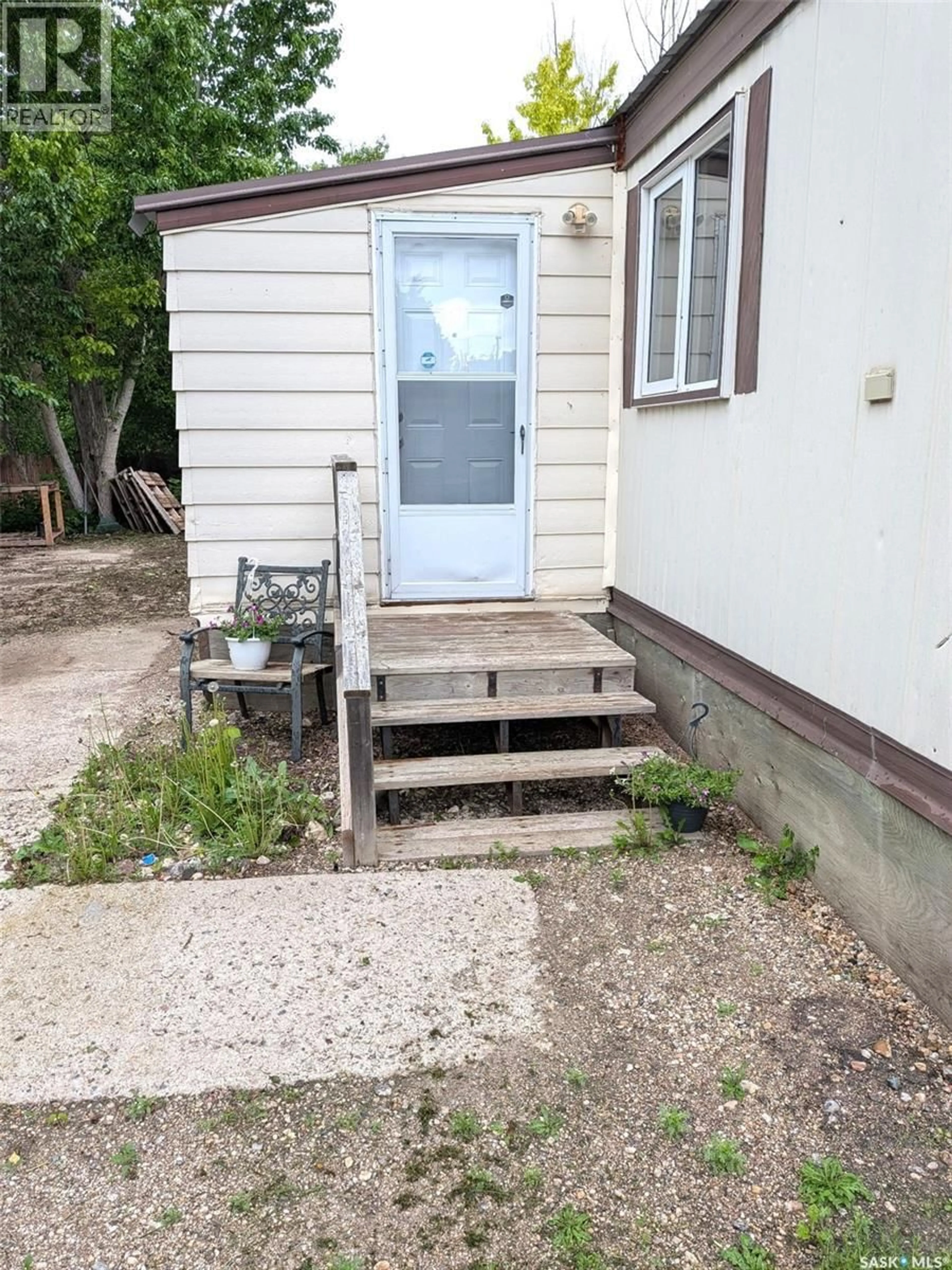 Unknown for 319 4TH AVENUE, Kelliher Saskatchewan S0A1V0