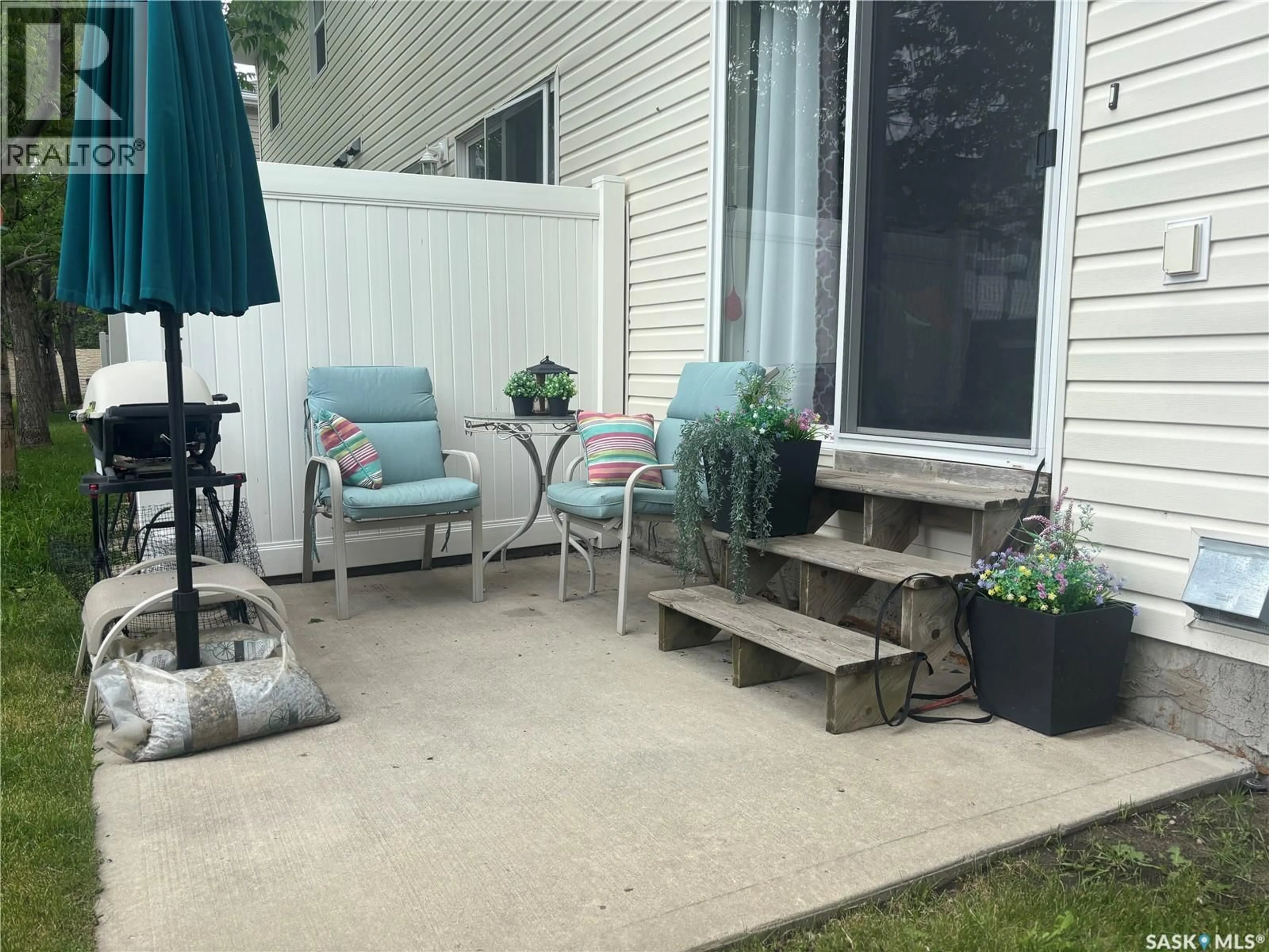 Patio, street for 4682 MARIGOLD DRIVE, Regina Saskatchewan S4X4S5