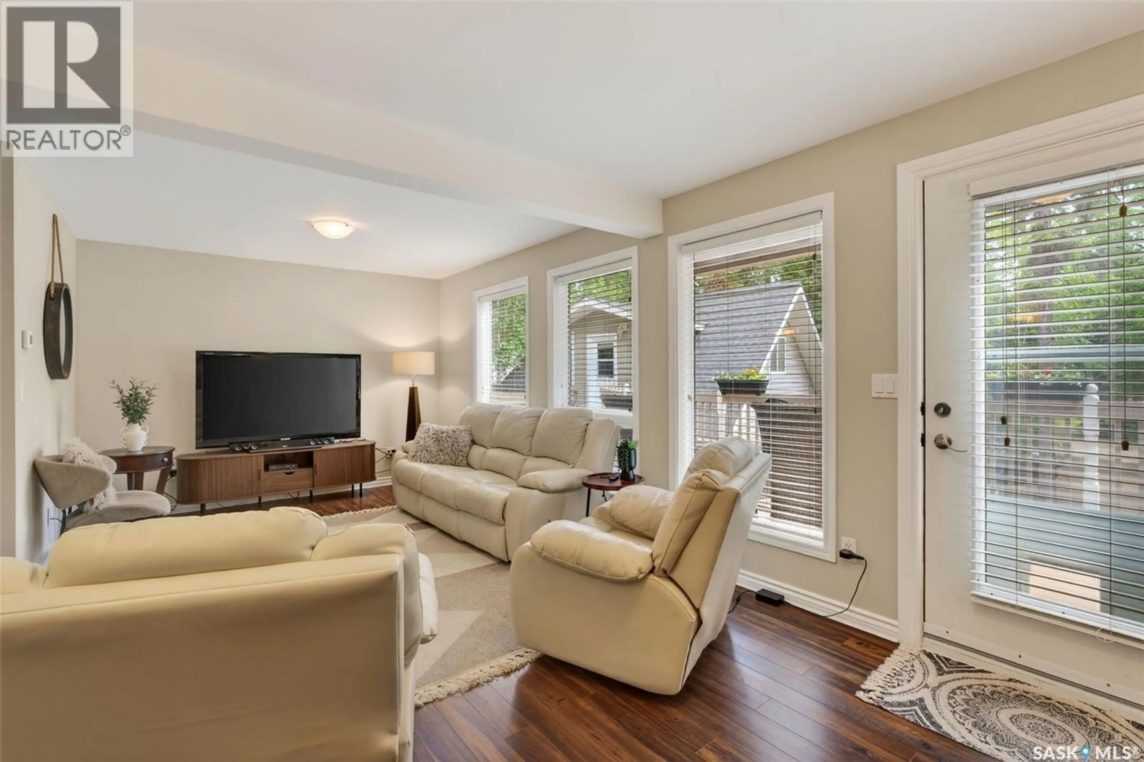 Living room with furniture, unknown for 603 MARINE DRIVE, Lakeland Rm No. 521 Saskatchewan S0J0N0