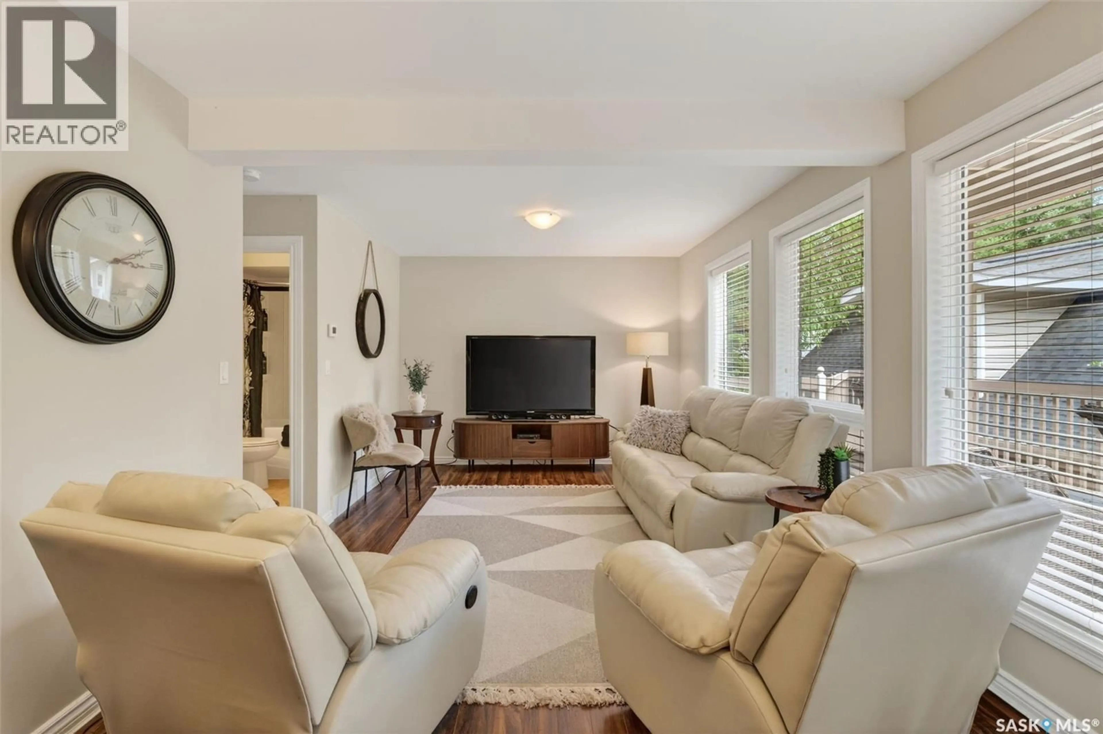 Living room with furniture, unknown for 603 MARINE DRIVE, Lakeland Rm No. 521 Saskatchewan S0J0N0