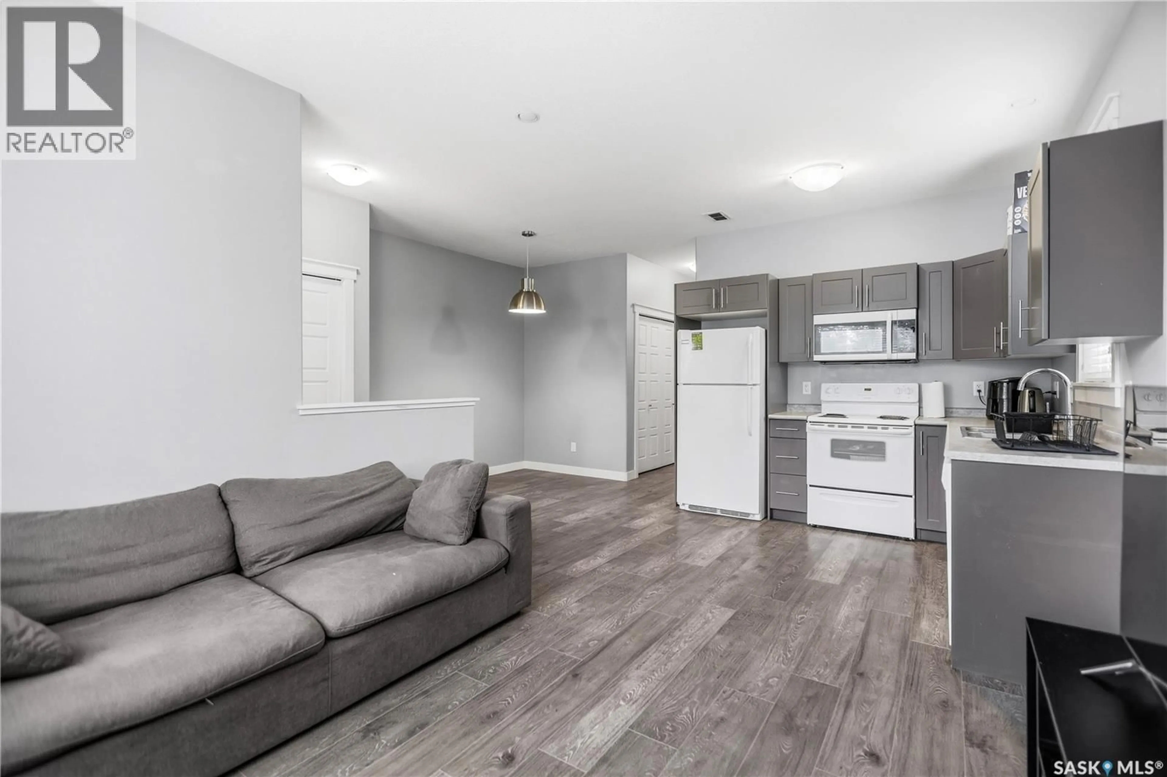 Open concept kitchen, unknown for A & B - 1931 CONNAUGHT STREET, Regina Saskatchewan S4T4T6