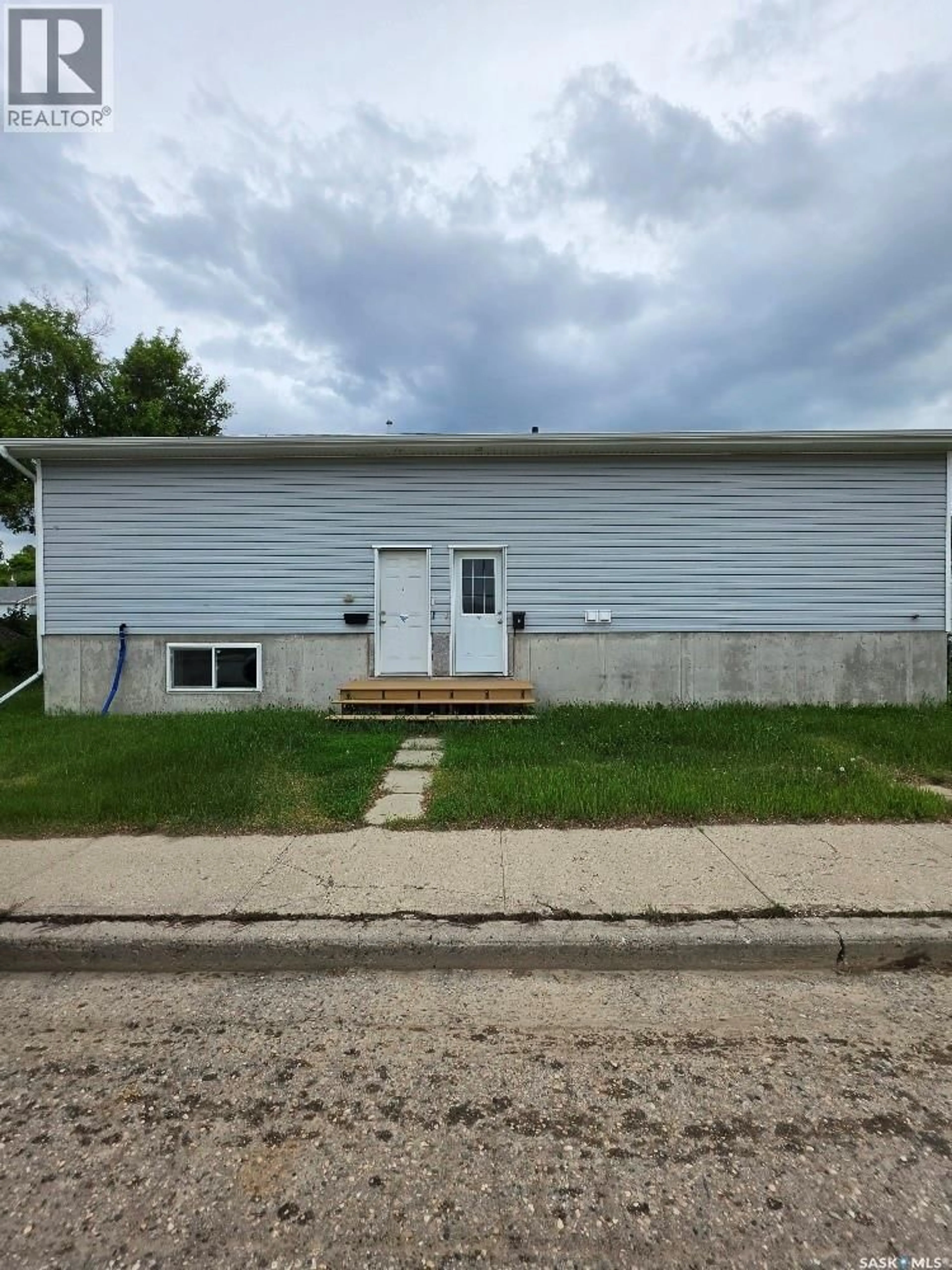 Shed for 706 RAE STREET, Regina Saskatchewan S4T2A9