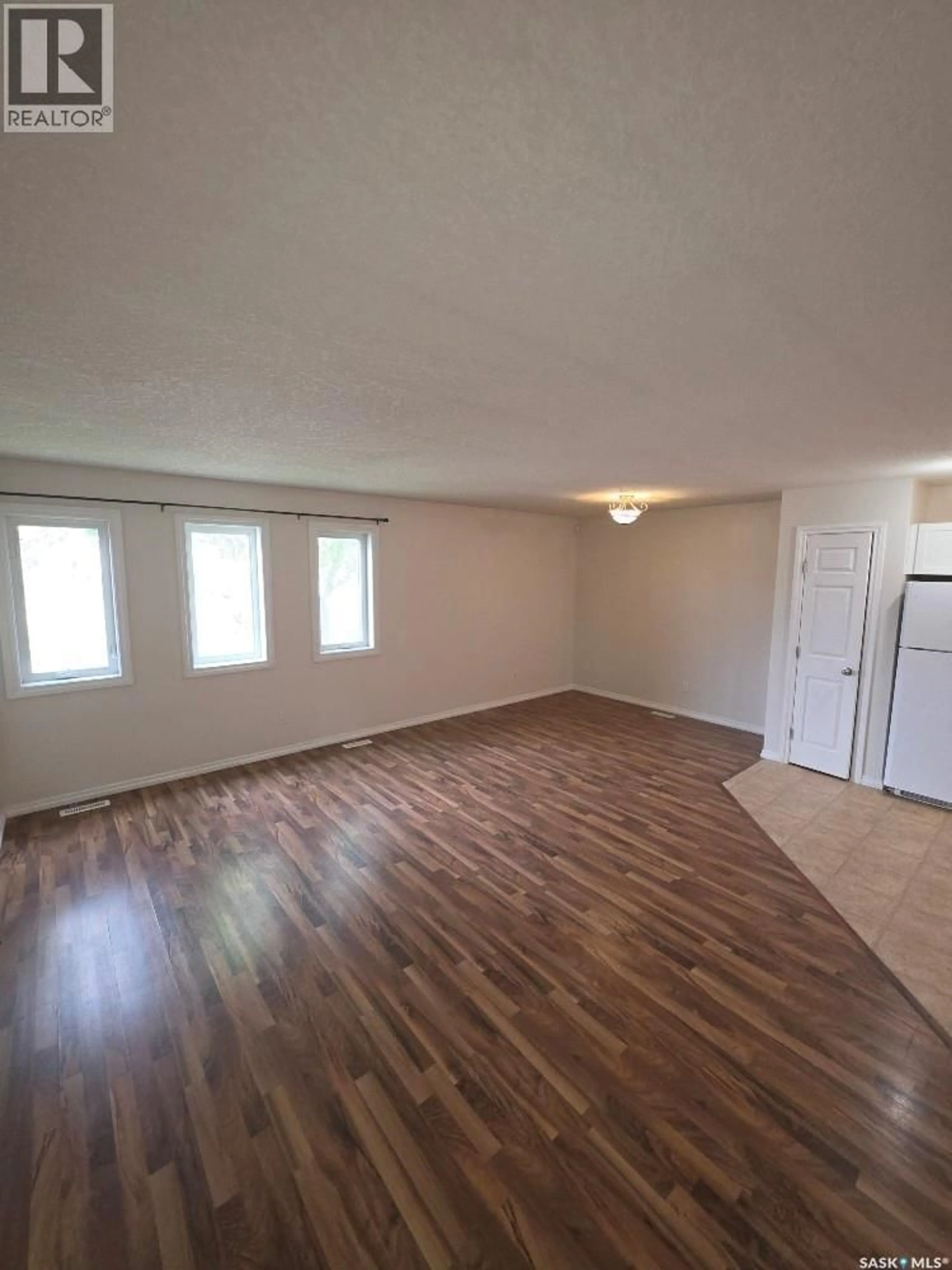 A pic of a room for 706 RAE STREET, Regina Saskatchewan S4T2A9