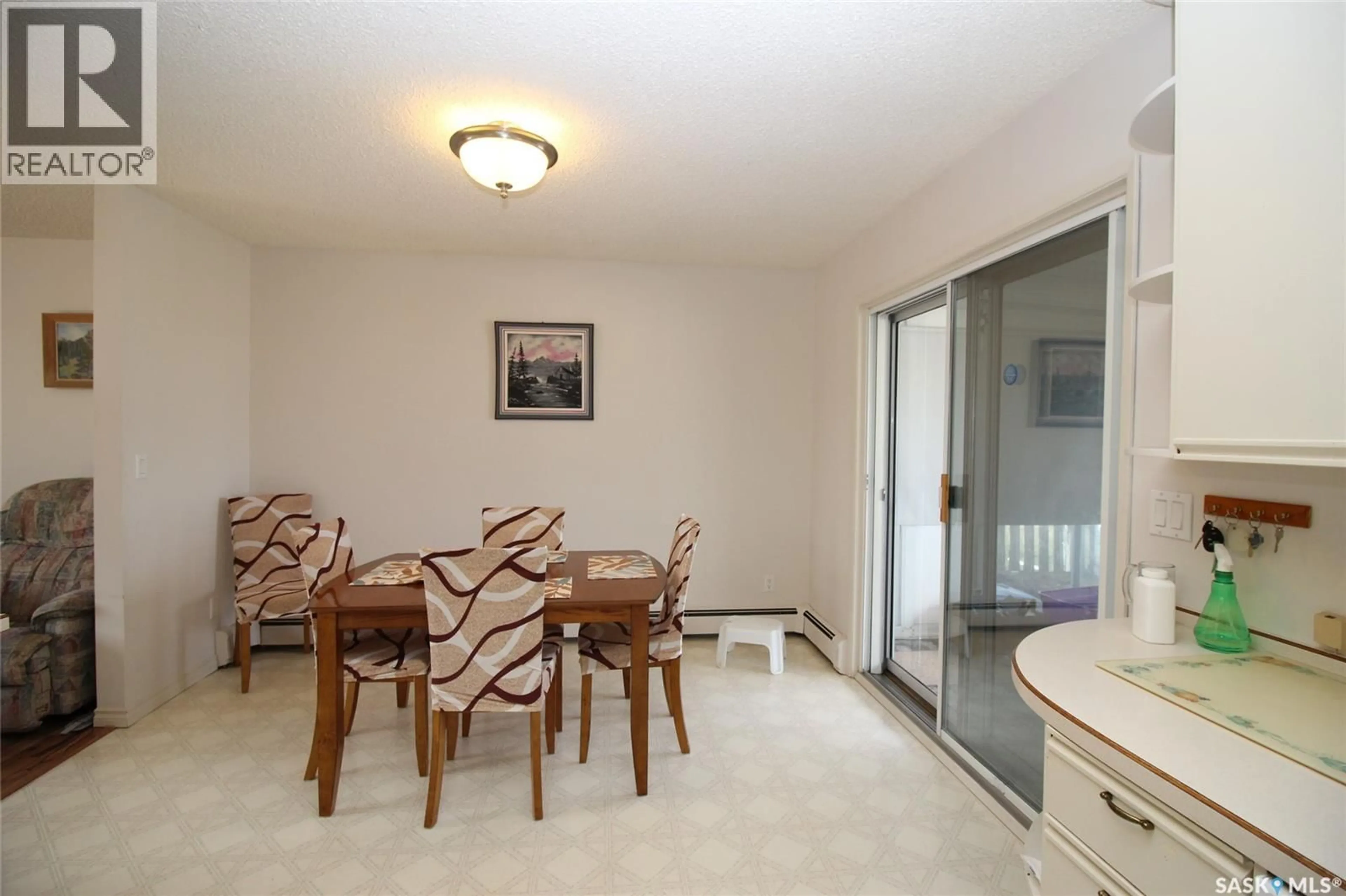Dining room, unknown for 595 9TH STREET, Shaunavon Saskatchewan S0N2M0