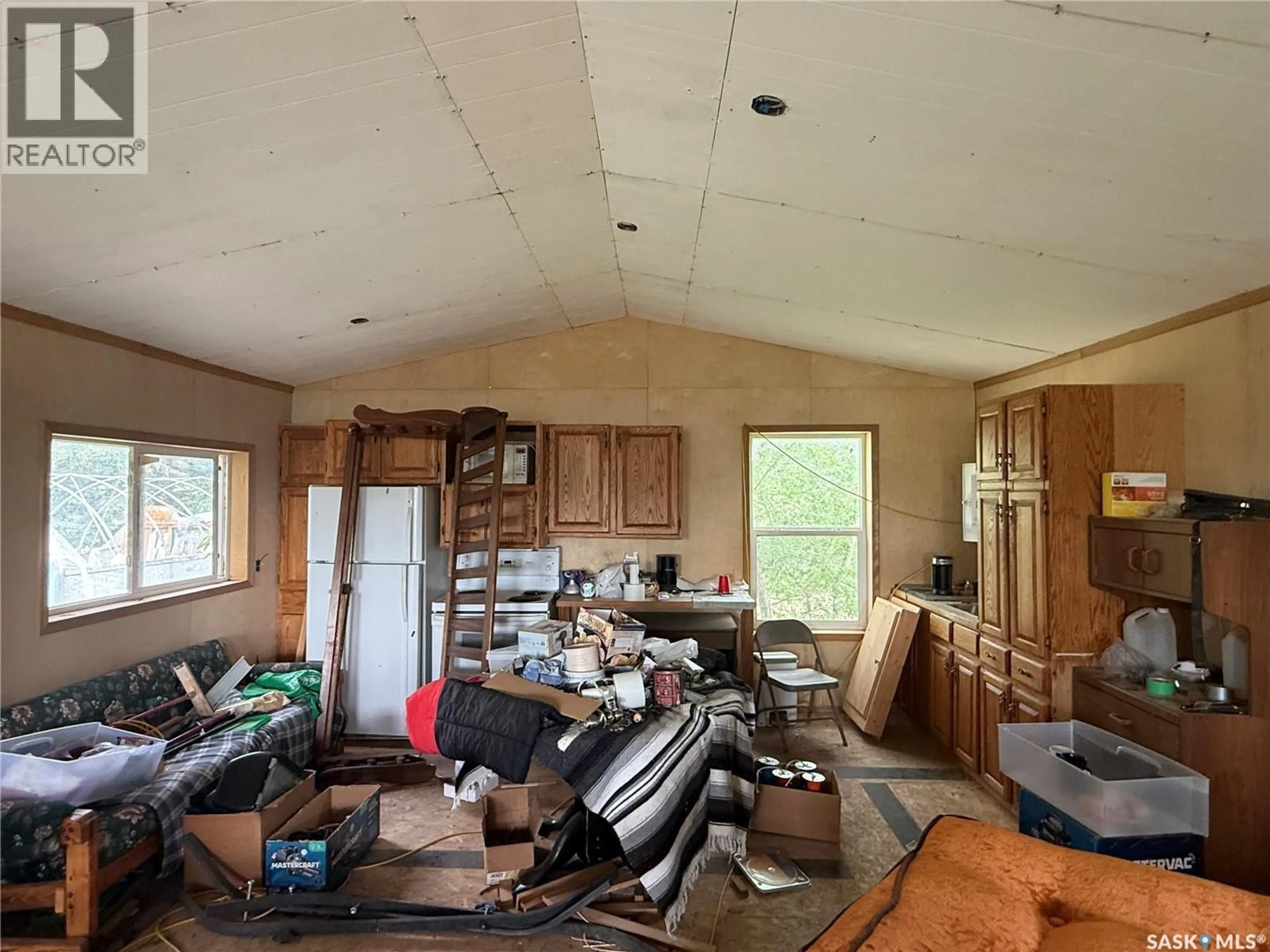 A pic of a room for 102-104 RAILWAY AVENUE, Richard Saskatchewan S0M2P0