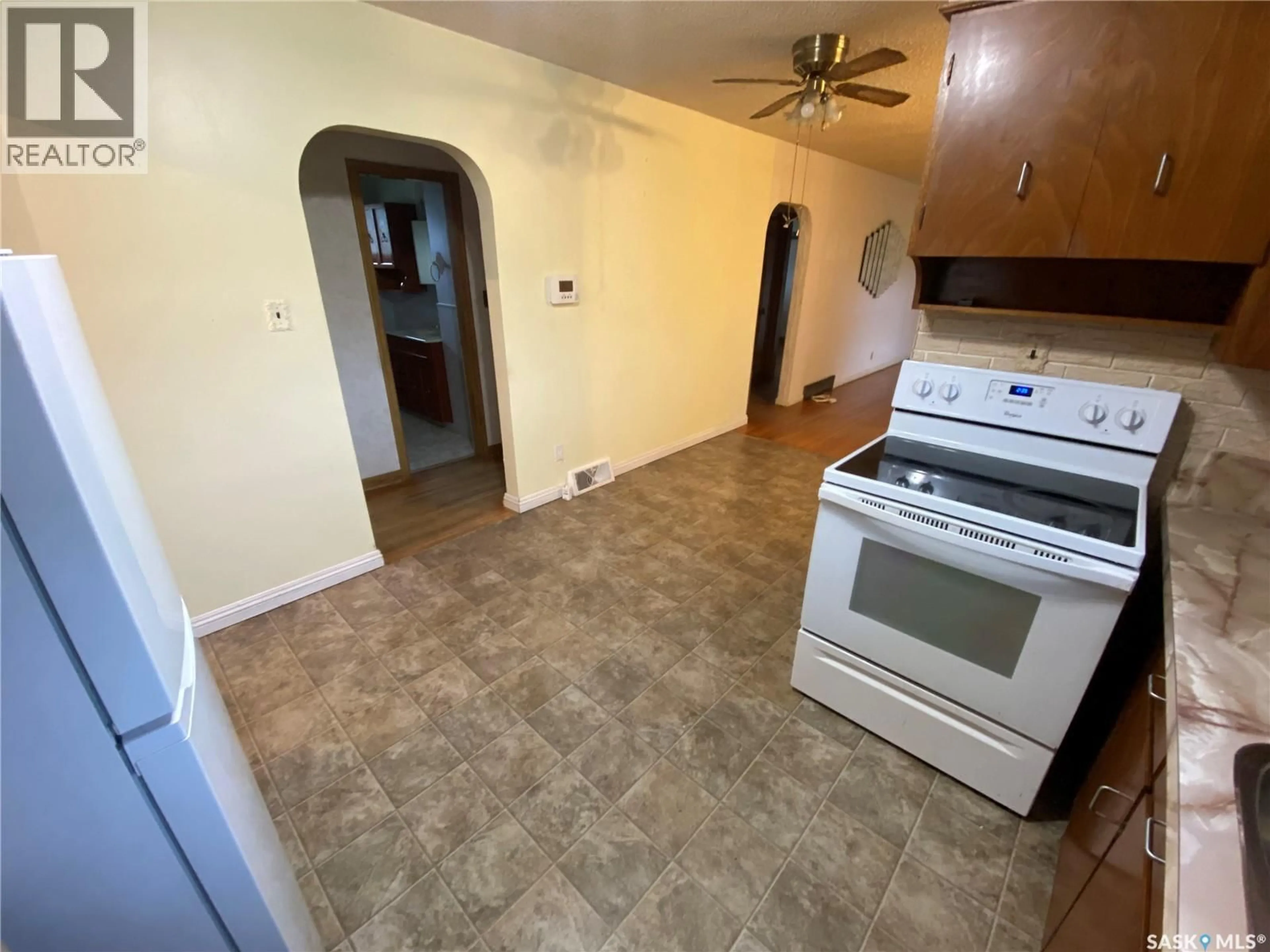 A pic of a room for S - 192 THIRD AVENUE, Yorkton Saskatchewan S3N1E7