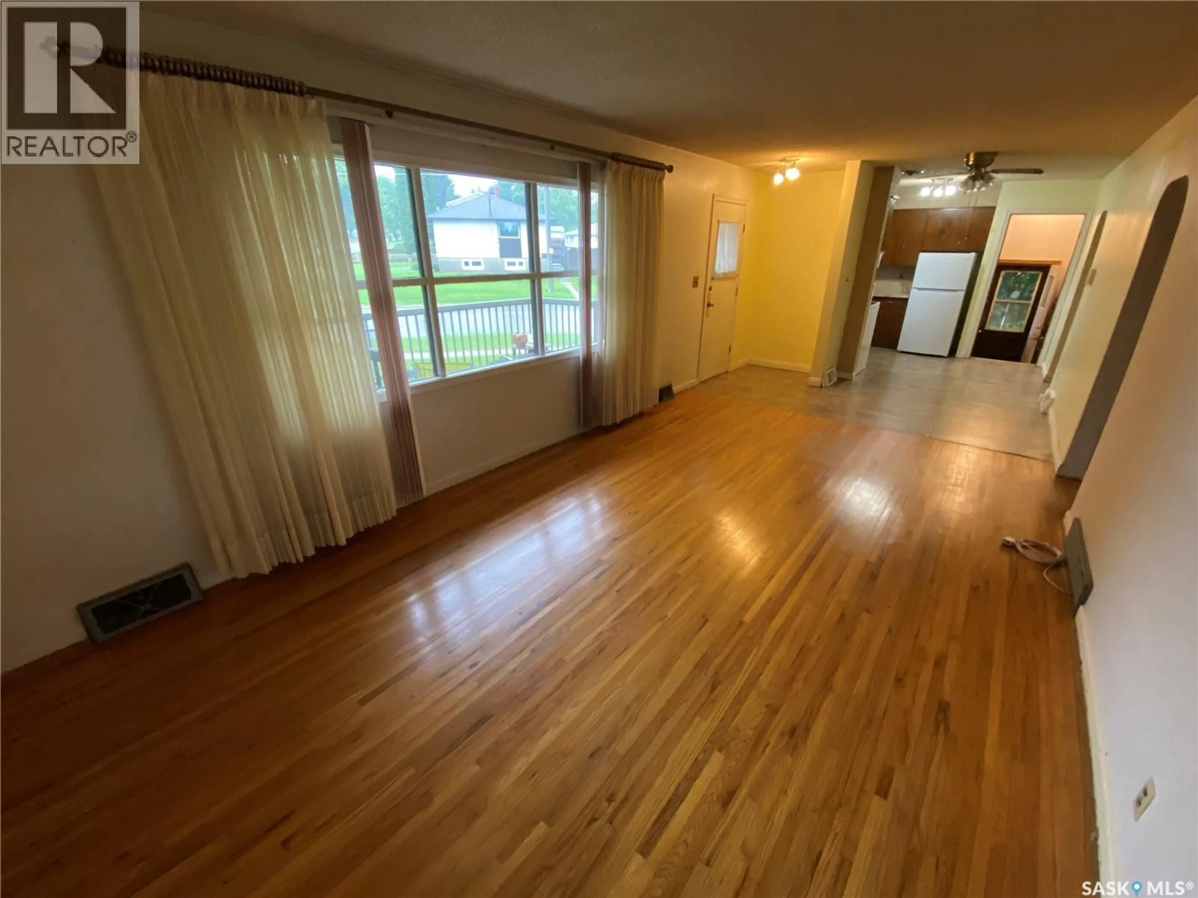 A pic of a room for S - 192 THIRD AVENUE, Yorkton Saskatchewan S3N1E7