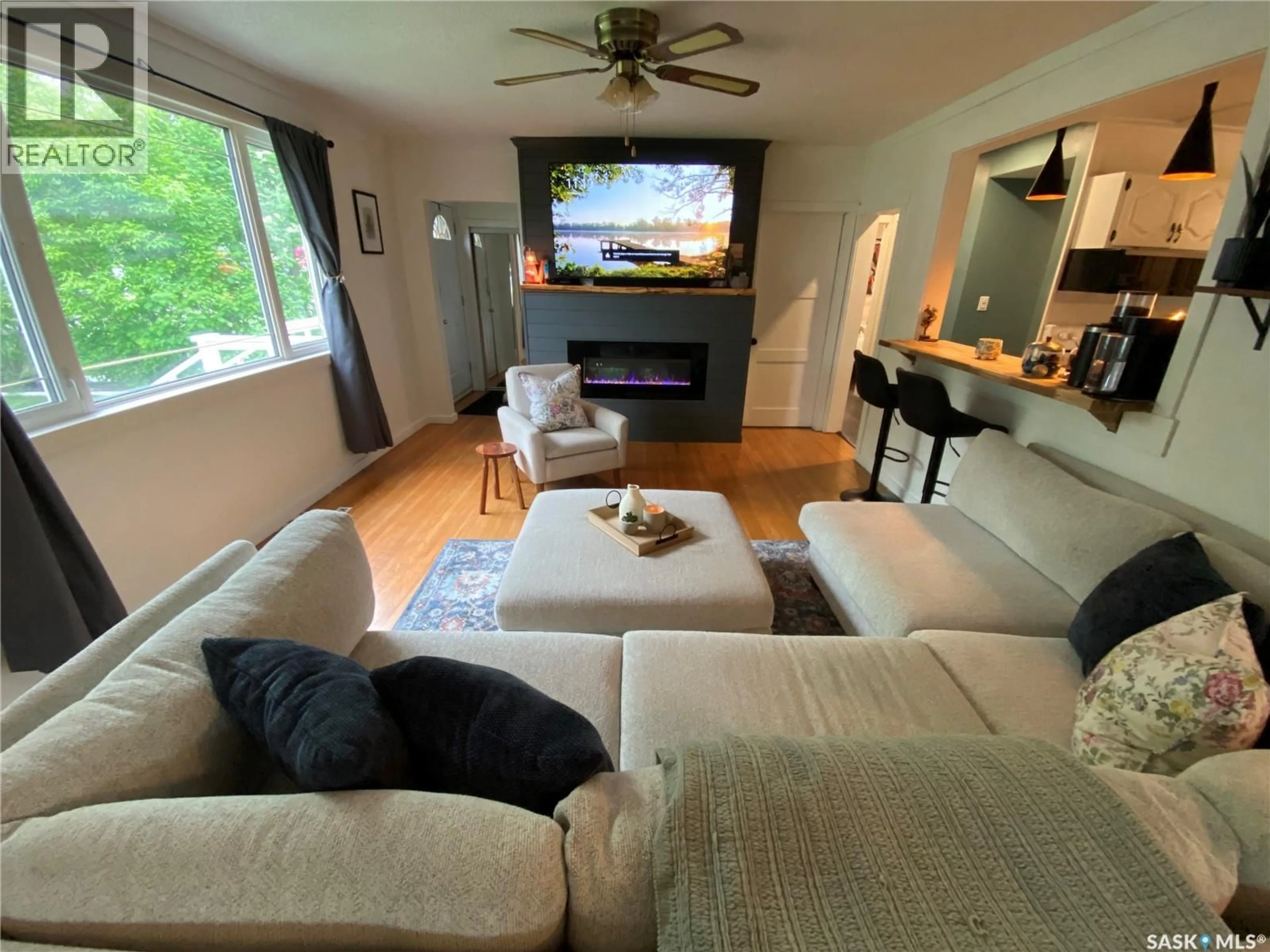 Living room with furniture, unknown for 91 HAULTAIN AVENUE, Yorkton Saskatchewan S3N1X6