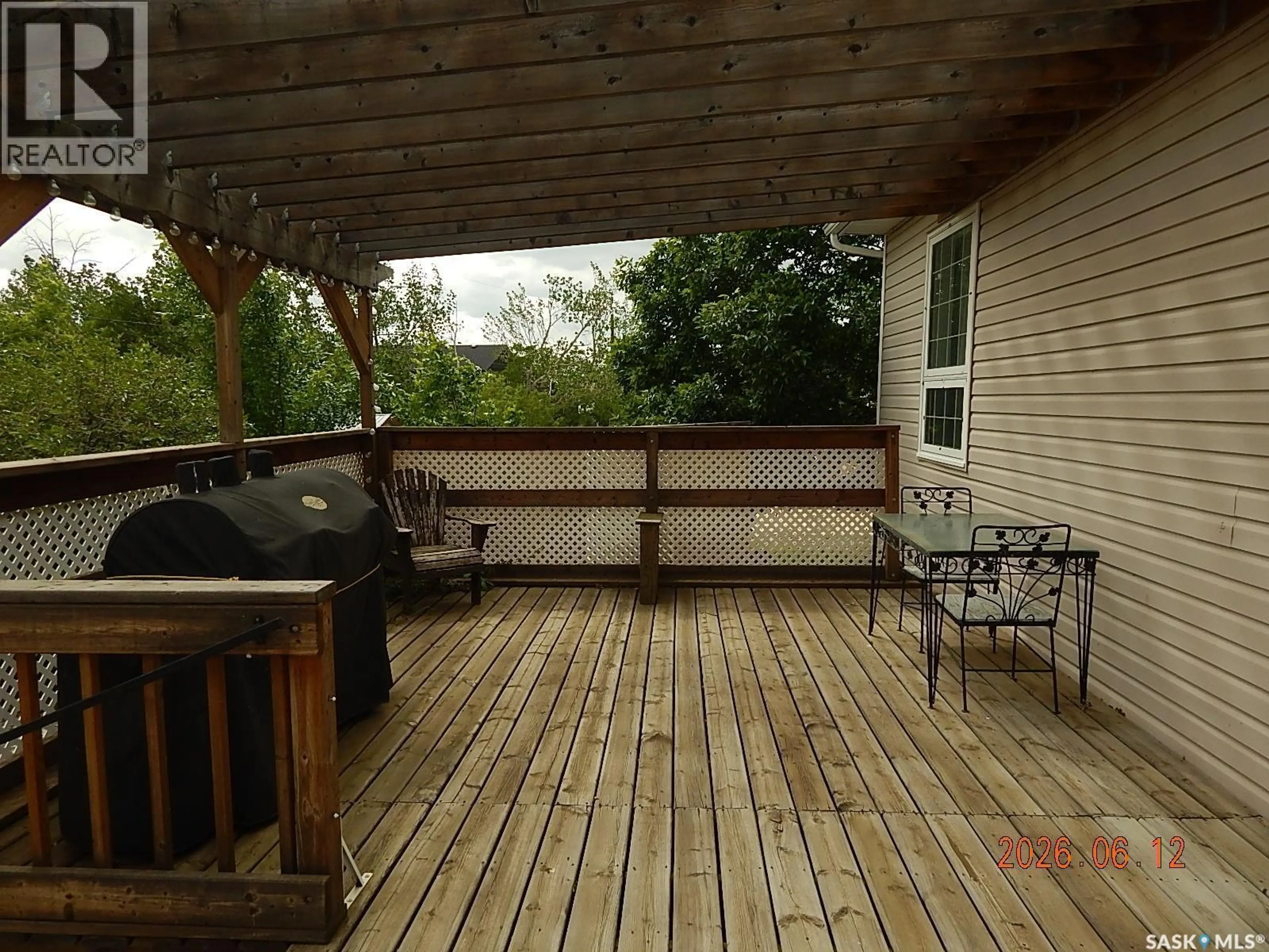 Patio, unknown for 30 BONNEAU AVENUE, Gravelbourg Rm No. 104 Saskatchewan S0H1X0