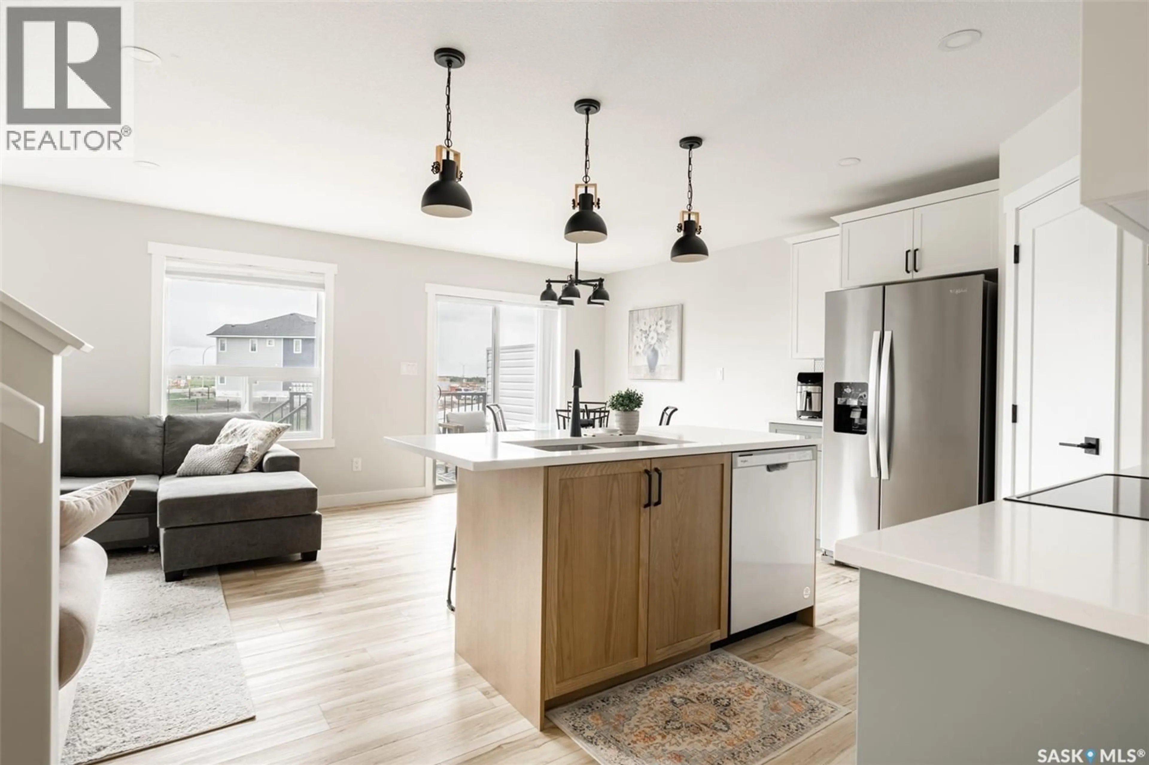 Open concept kitchen, unknown for 428 MYLES HEIDT MANOR, Saskatoon Saskatchewan S7W0Z4