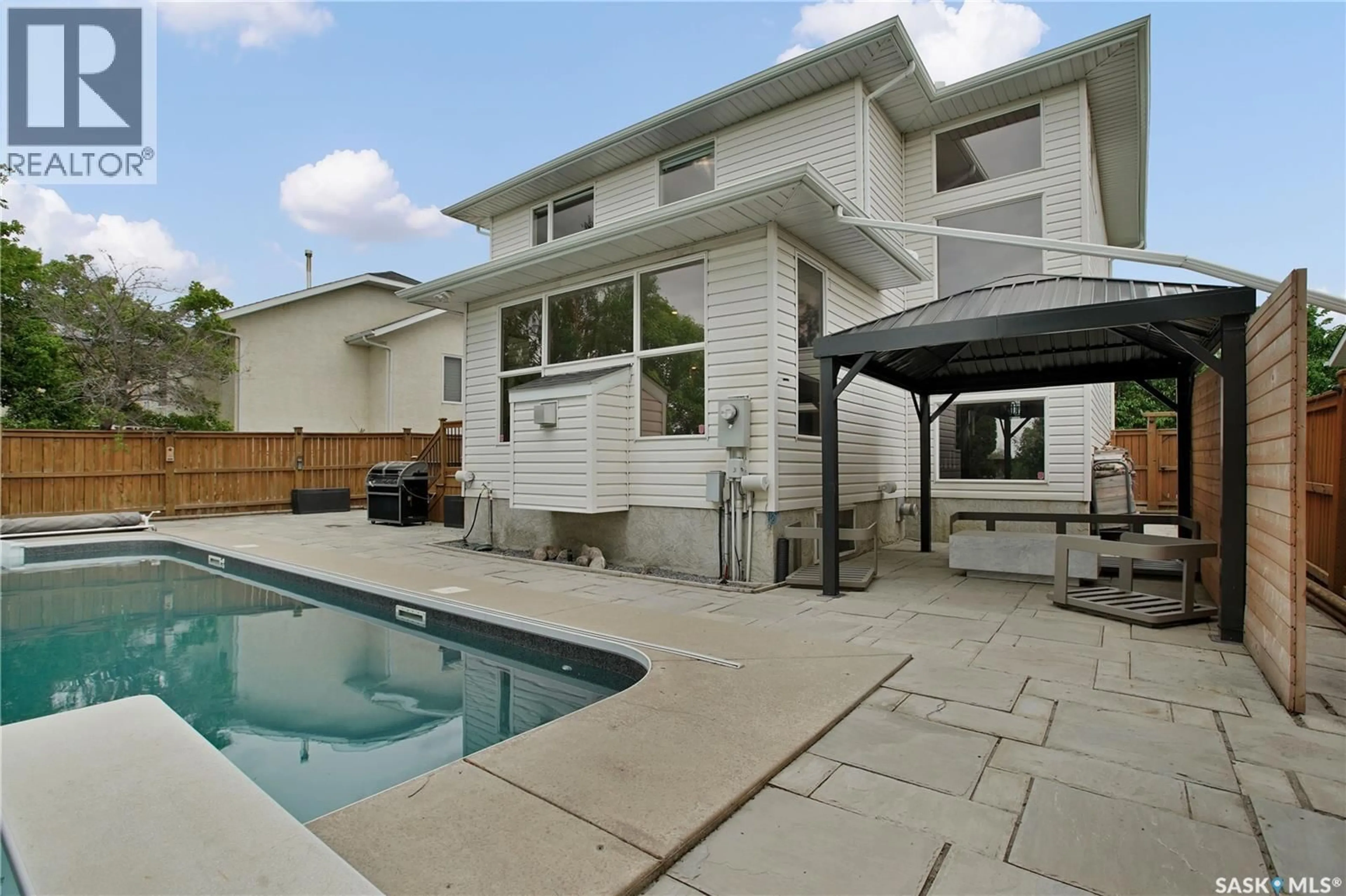 Patio, street for 314 BEERLING CRESCENT, Saskatoon Saskatchewan S7S1K4