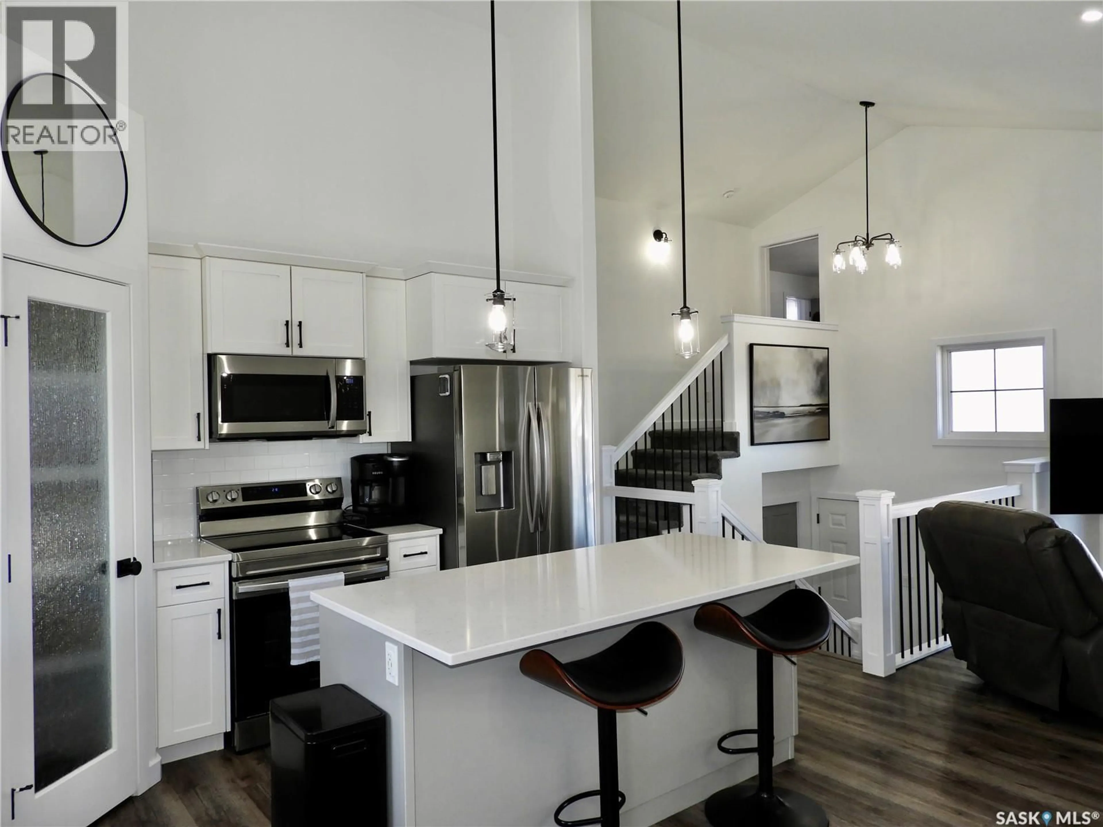 Open concept kitchen, unknown for 715 SCOTT CRESCENT, Warman Saskatchewan S0K4S4