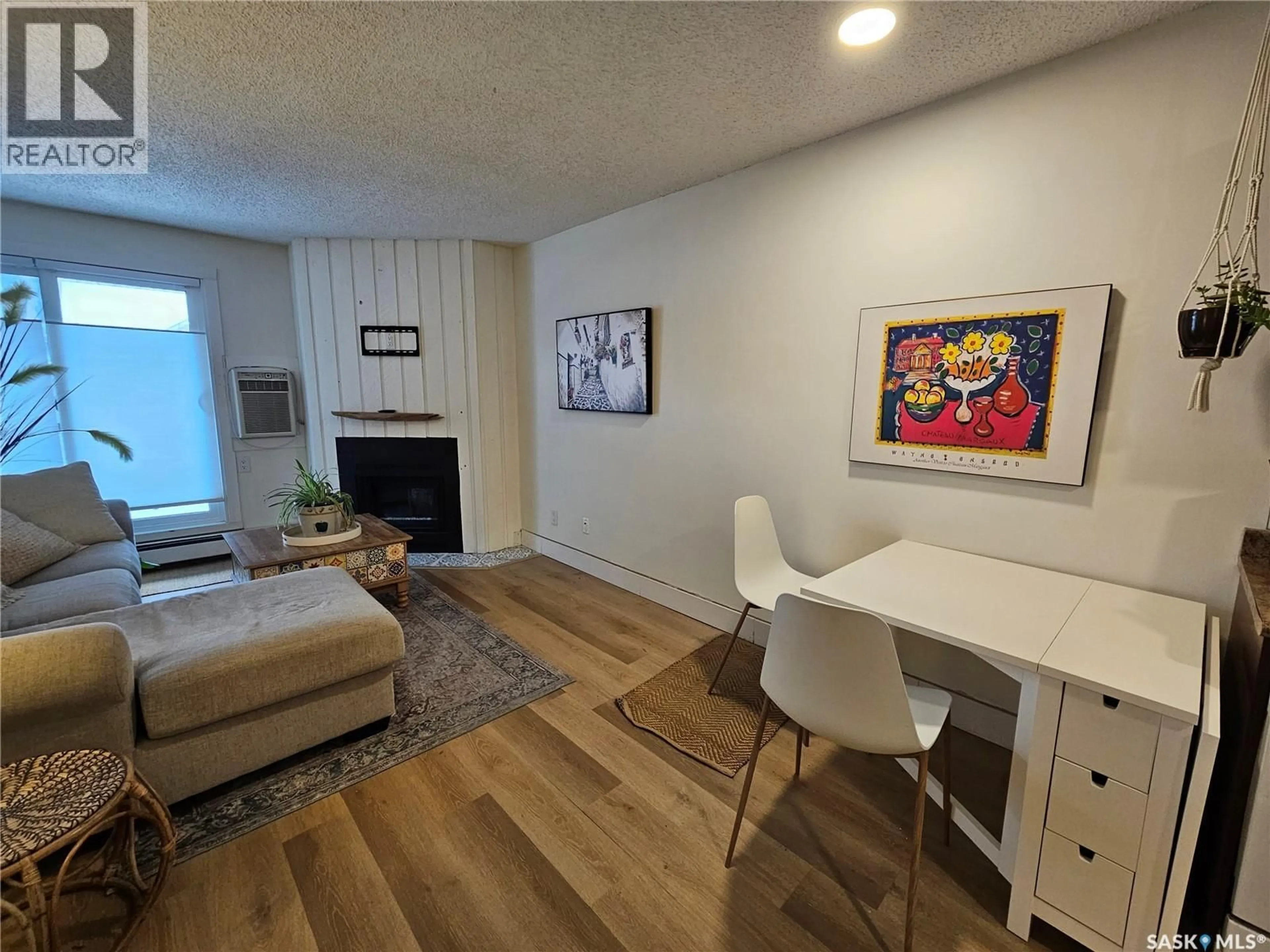 A pic of a room for 207 - 512 4TH AVENUE, Saskatoon Saskatchewan S7K2M7