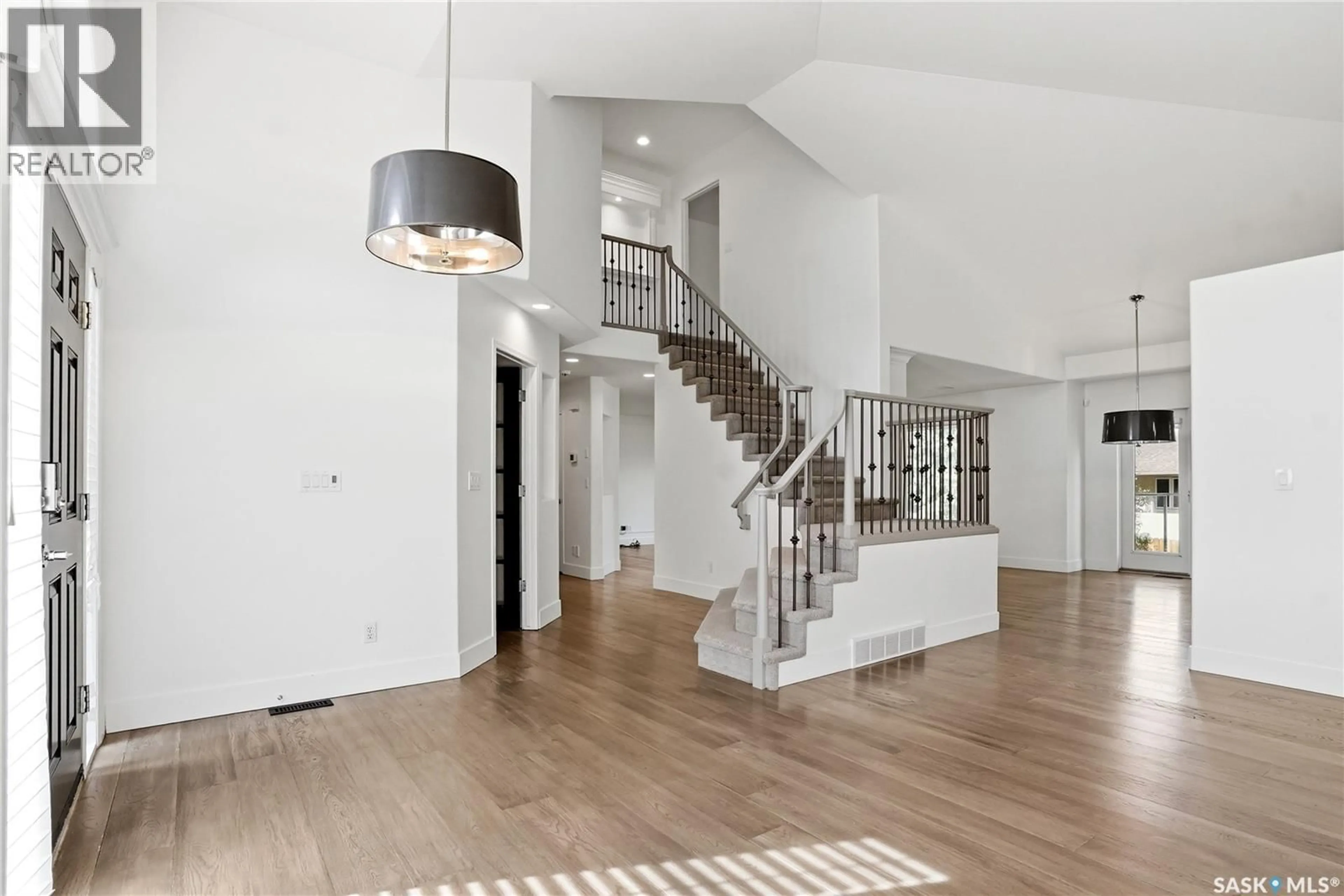 Unknown for 210 HORLICK CRESCENT, Saskatoon Saskatchewan S7N4R5