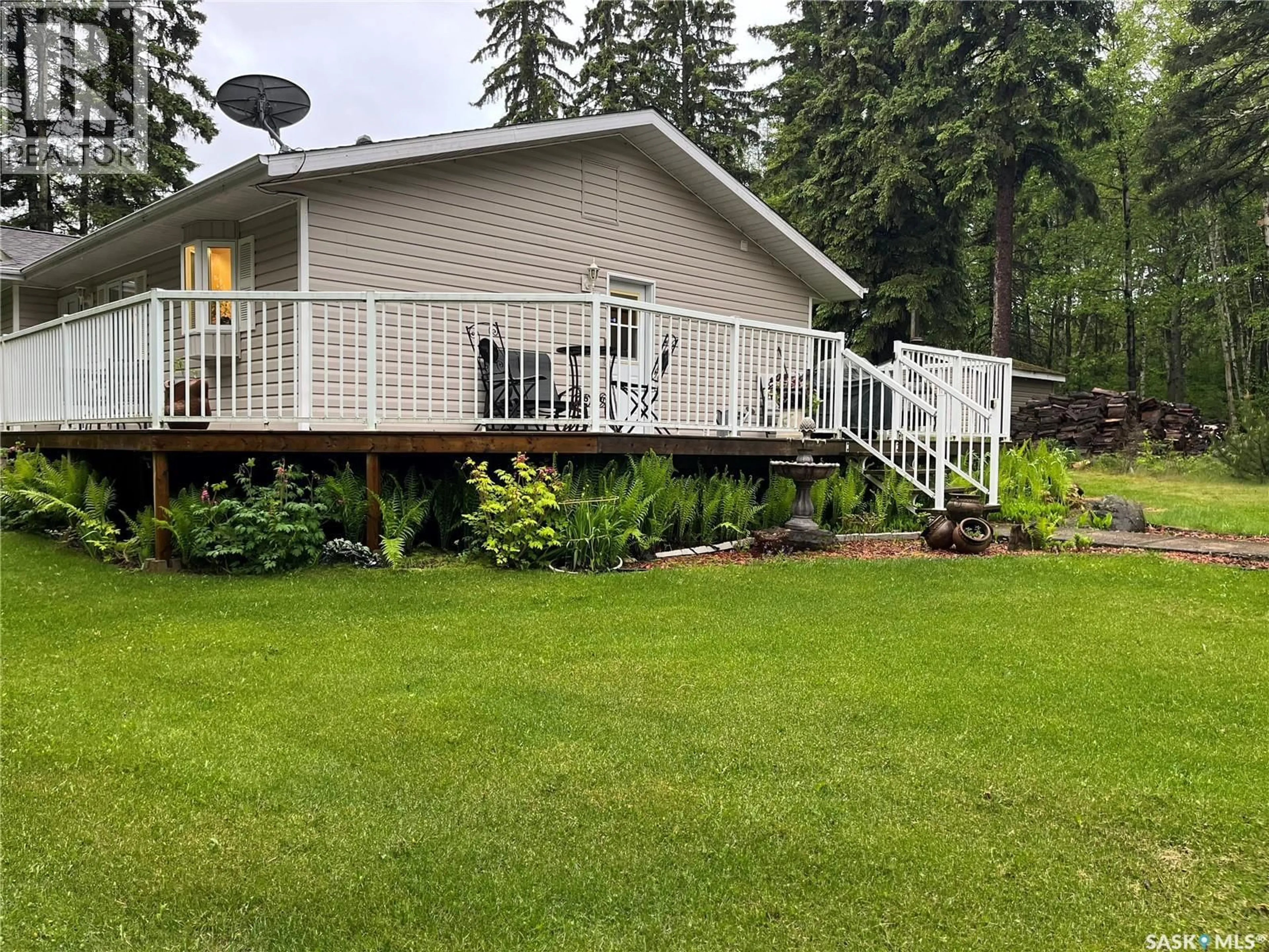 A pic from outside/outdoor area/front of a property/back of a property/a pic from drone, unknown for 5 BUCKINGHAM TRAIL, Big River Rm No. 555 Saskatchewan S0J0E0