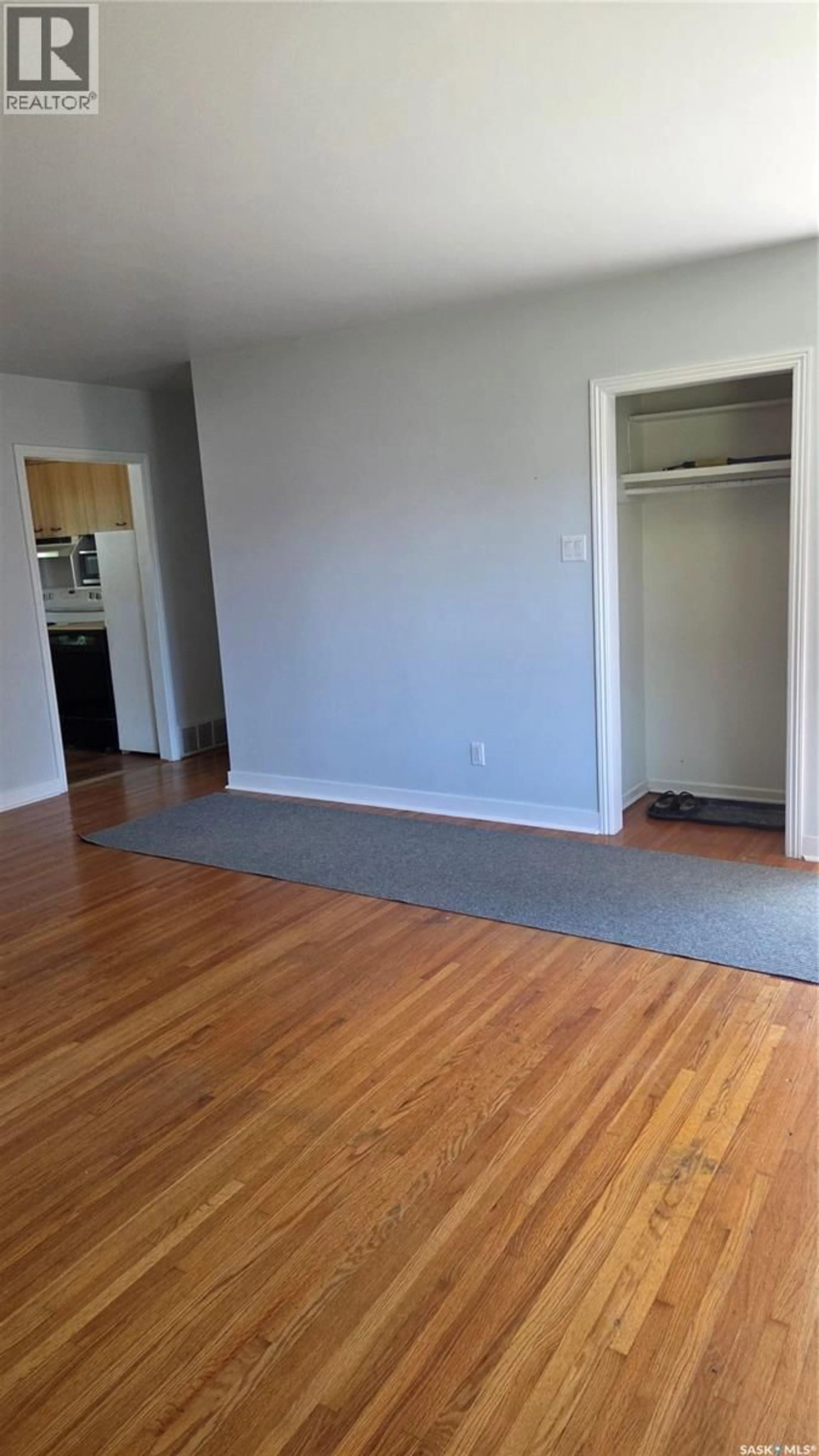 A pic of a room for 1151 BOGUE AVENUE, Moose Jaw Saskatchewan S6H4M4