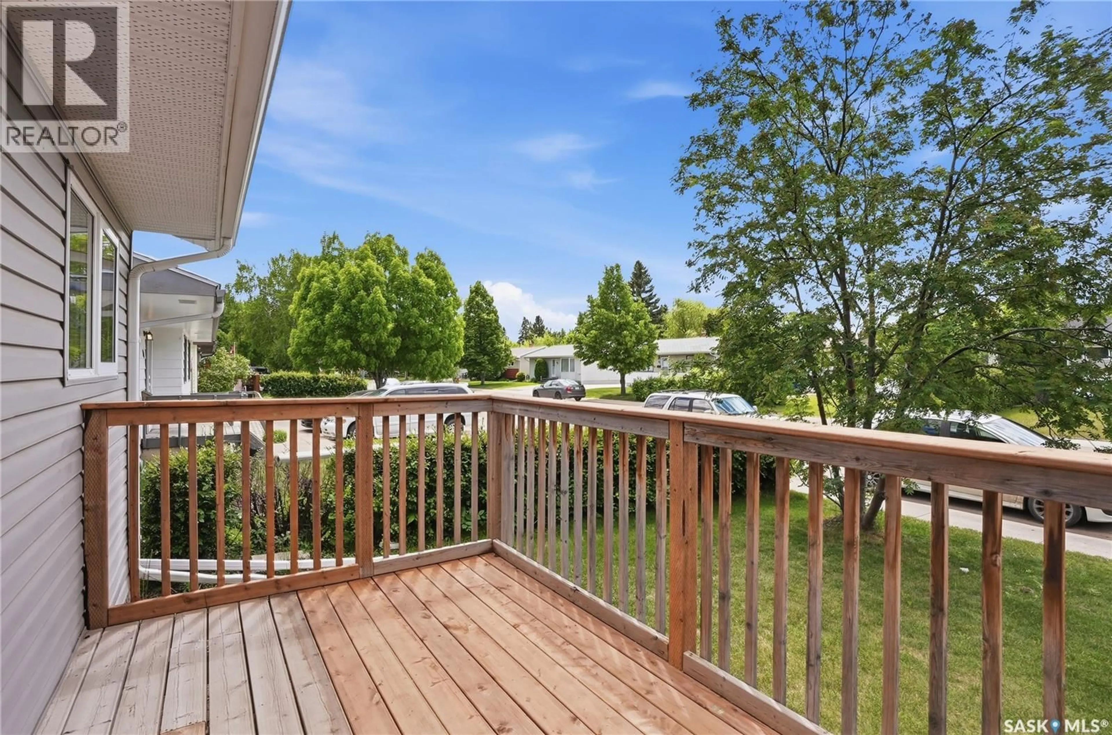 Patio, water/lake/river/ocean view for 84 BYERS CRESCENT, Saskatoon Saskatchewan S7L4H2