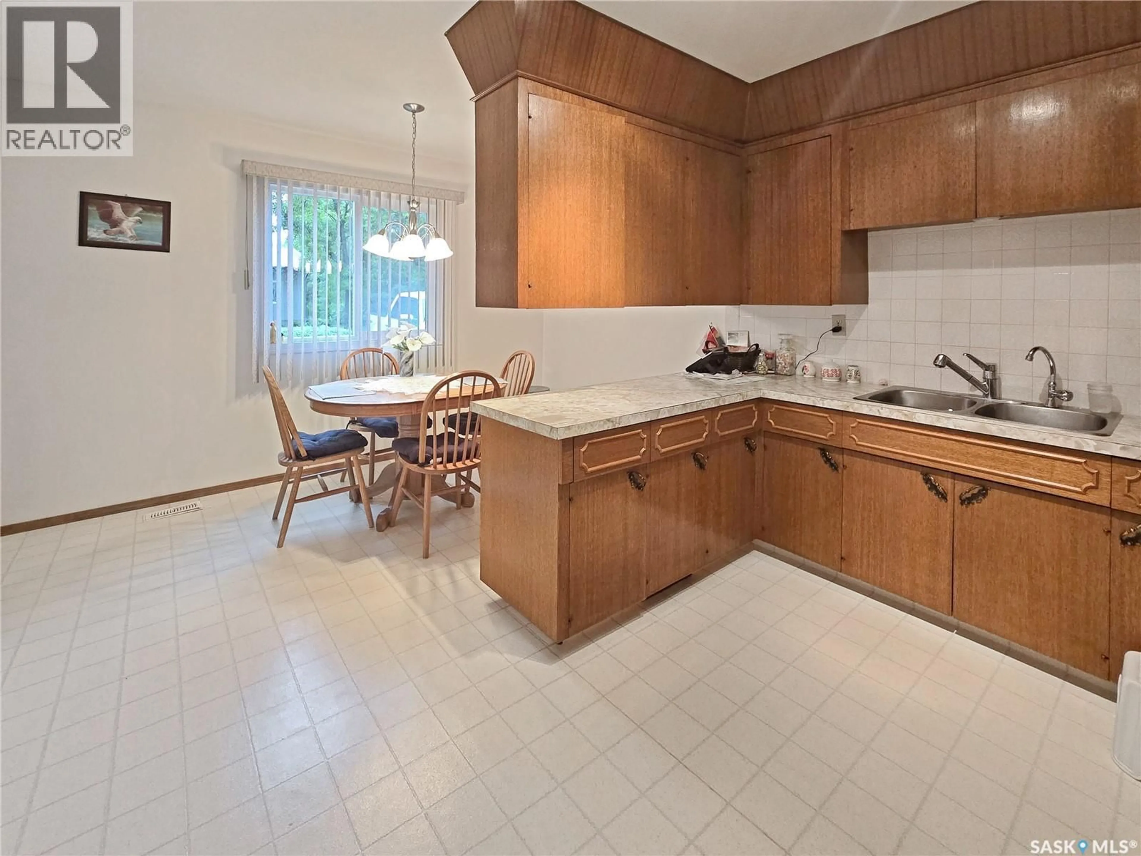 Standard kitchen, unknown for 203 WARK STREET, Dysart Saskatchewan S0G1H0