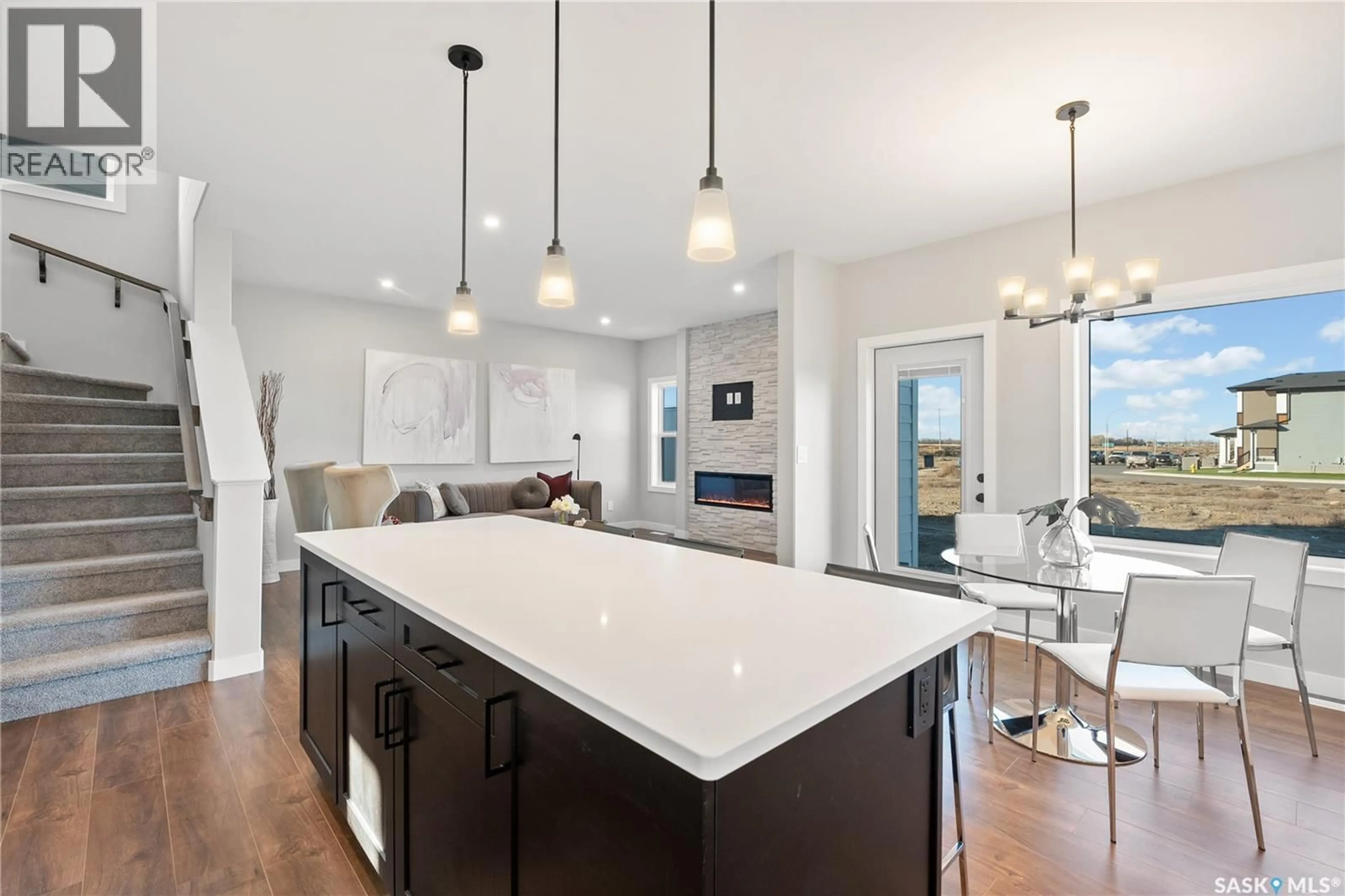 Open concept kitchen, unknown for 10 VANCOUVER CRESCENT, Pilot Butte Saskatchewan S0G3Z0