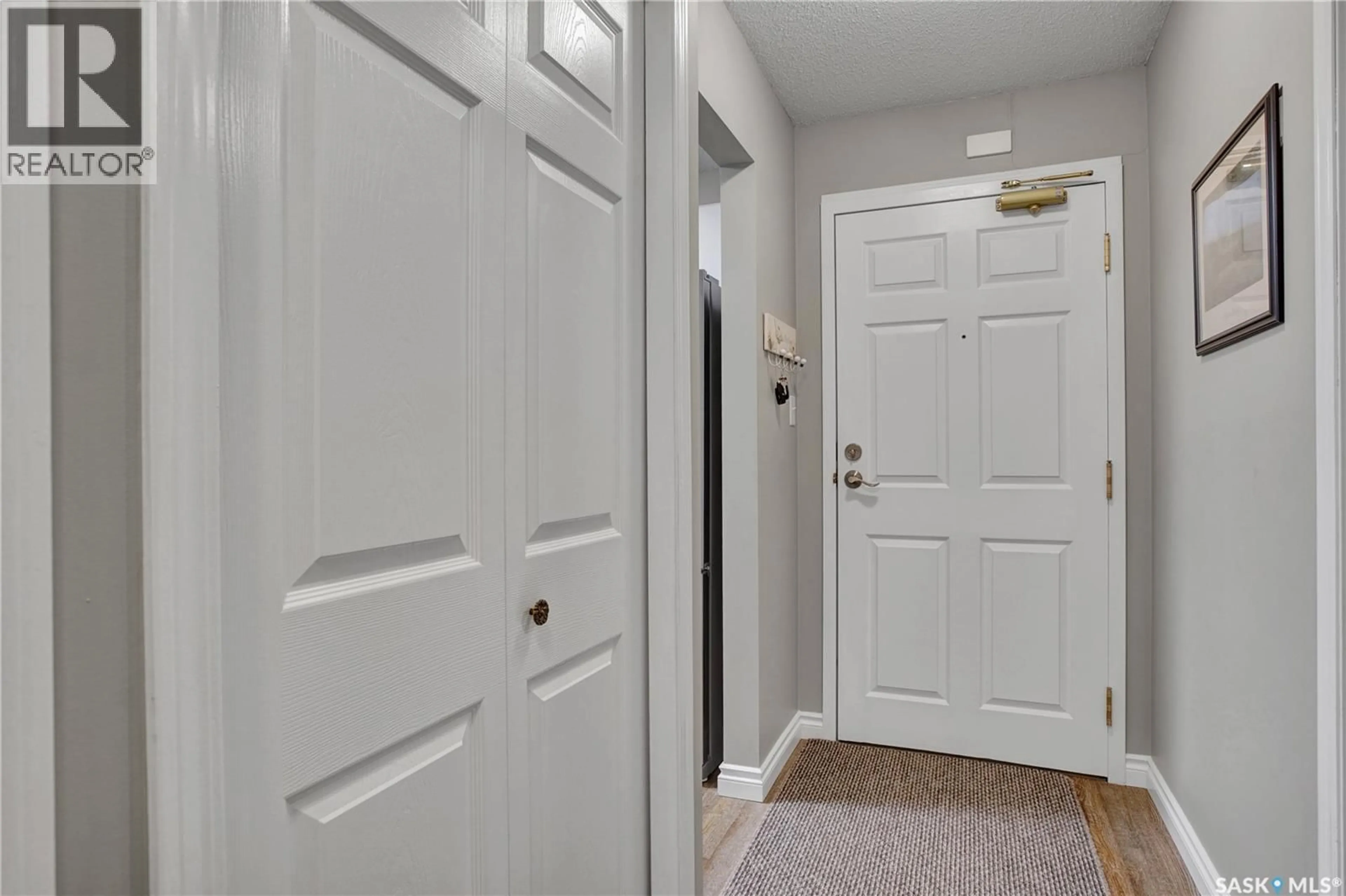 Indoor entryway for 206 - 203 PIONEER PLACE, Warman Saskatchewan S0K4S0