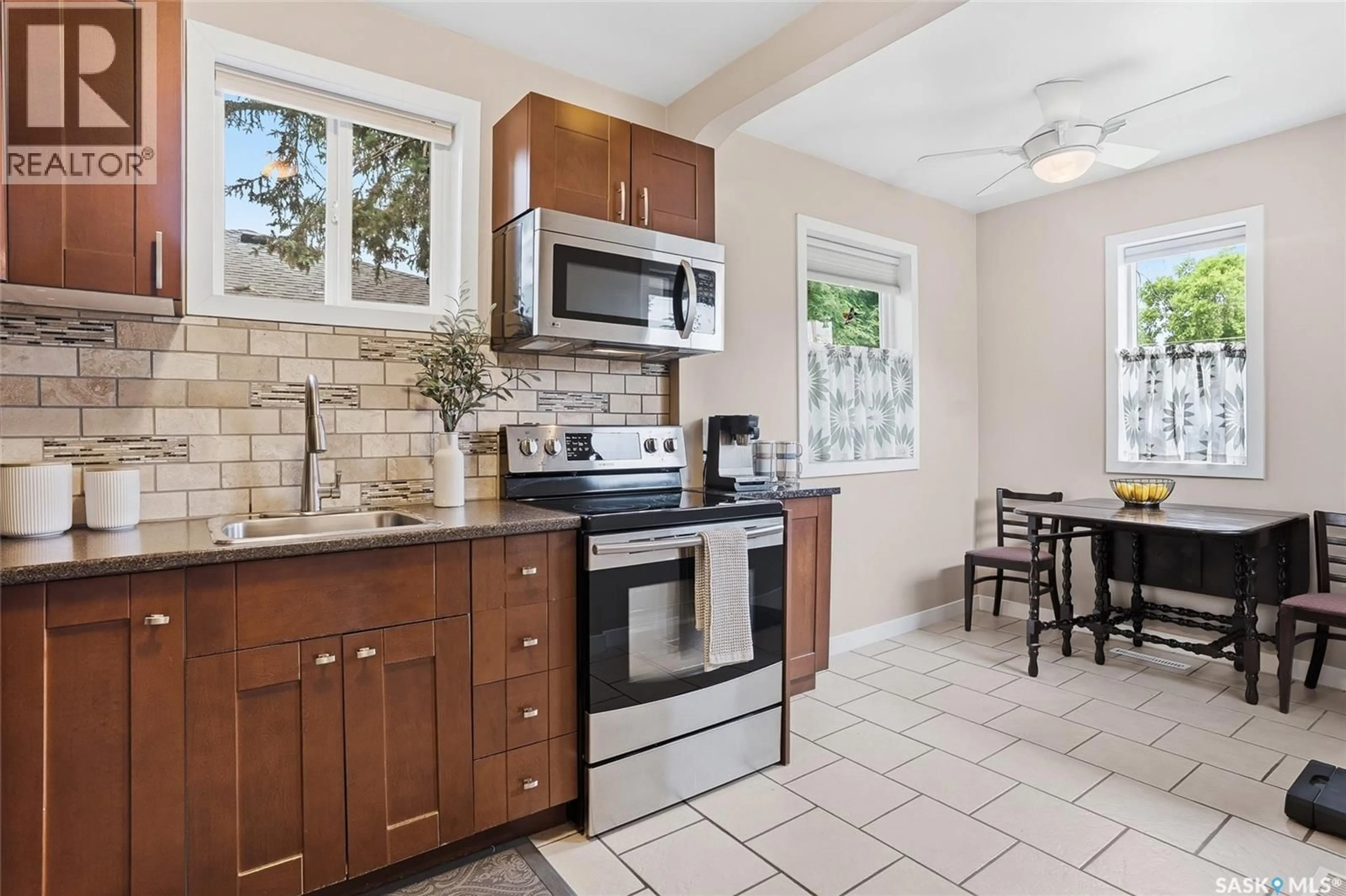 Standard kitchen, ceramic/tile floor for 1139 2ND STREET, Saskatoon Saskatchewan S7H1R4
