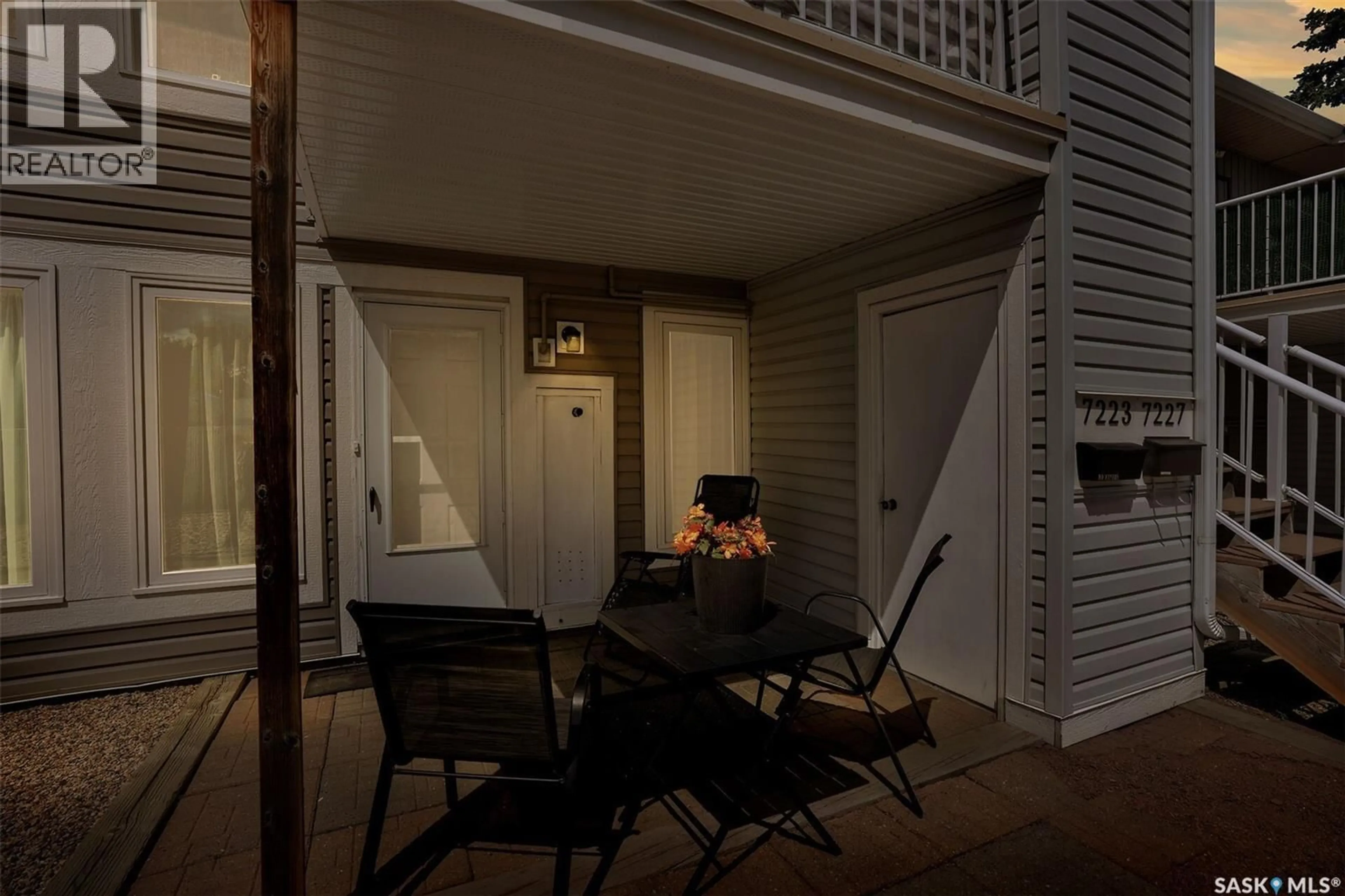 Patio, street for 7223 - 14 DALGLIESH DRIVE, Regina Saskatchewan S4X2B8