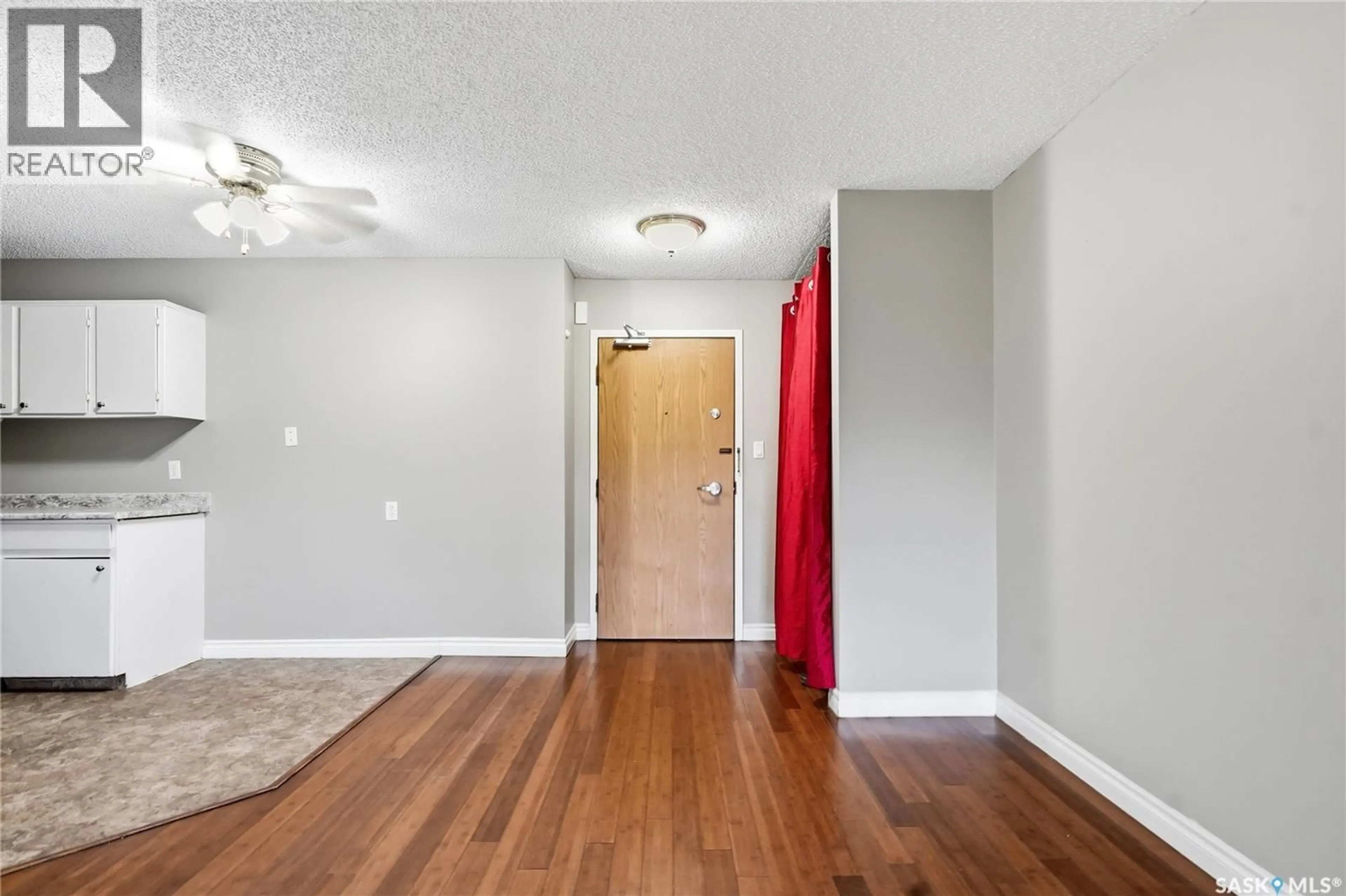 Unknown for 311 403 TAIT COURT, Saskatoon Saskatchewan S7H5L3