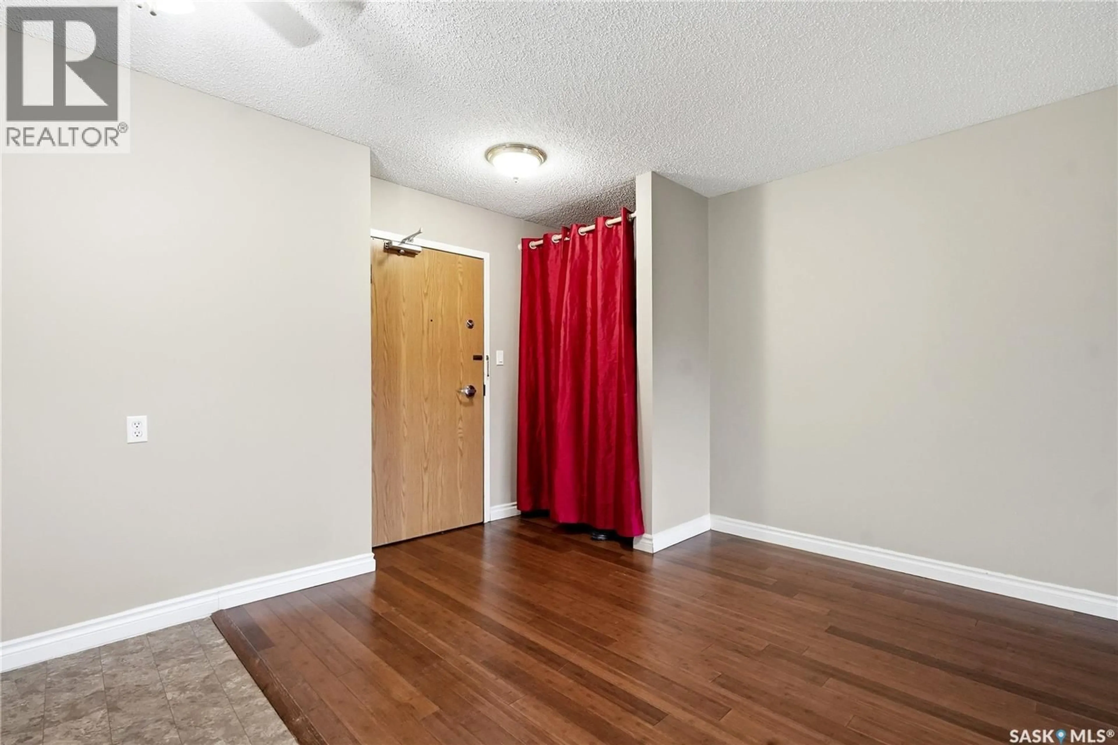 A pic of a room for 311 403 TAIT COURT, Saskatoon Saskatchewan S7H5L3