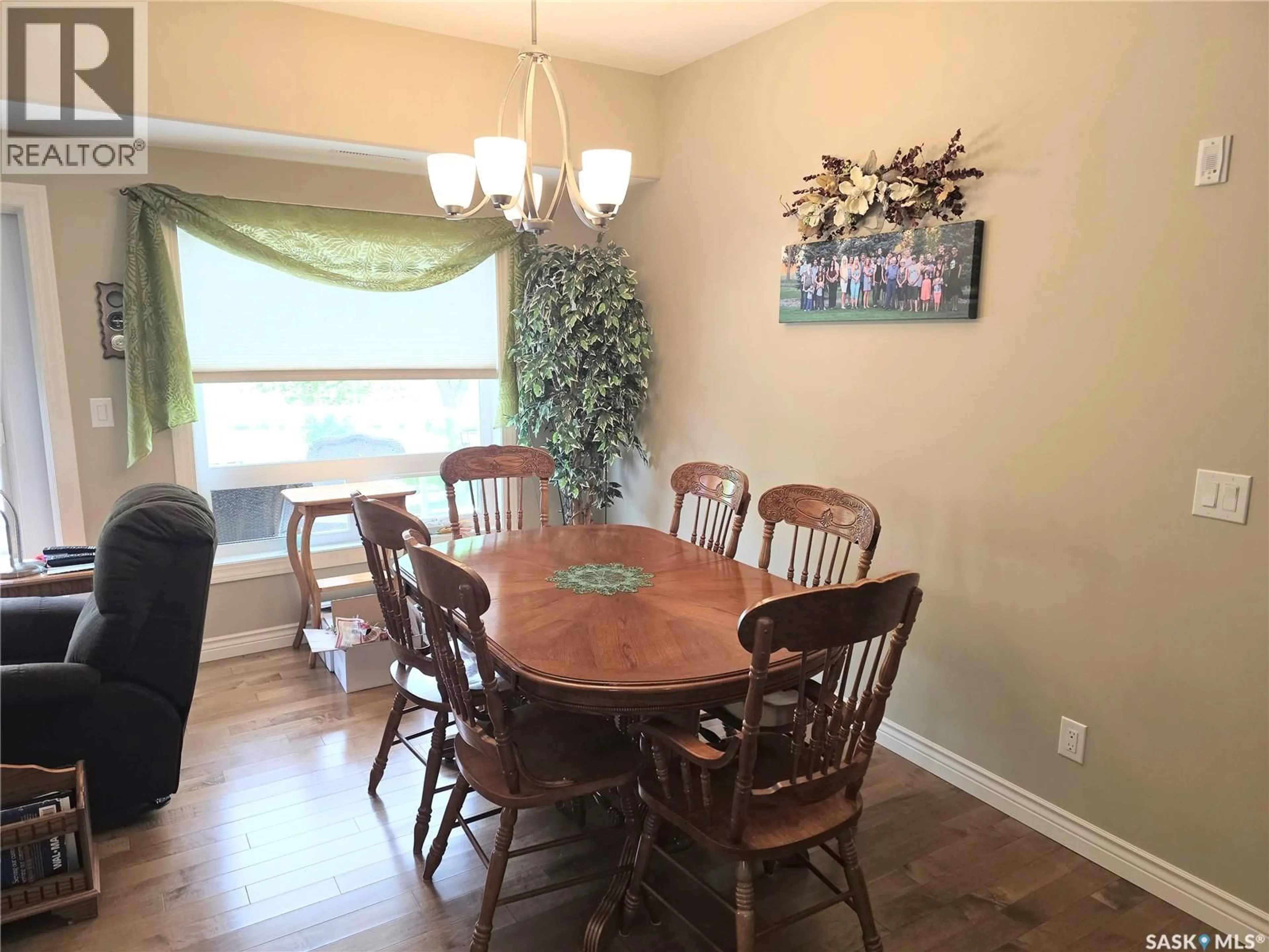 Dining room, wood/laminate floor for 203 - 510 4TH AVENUE, Rosthern Saskatchewan S0K3R0