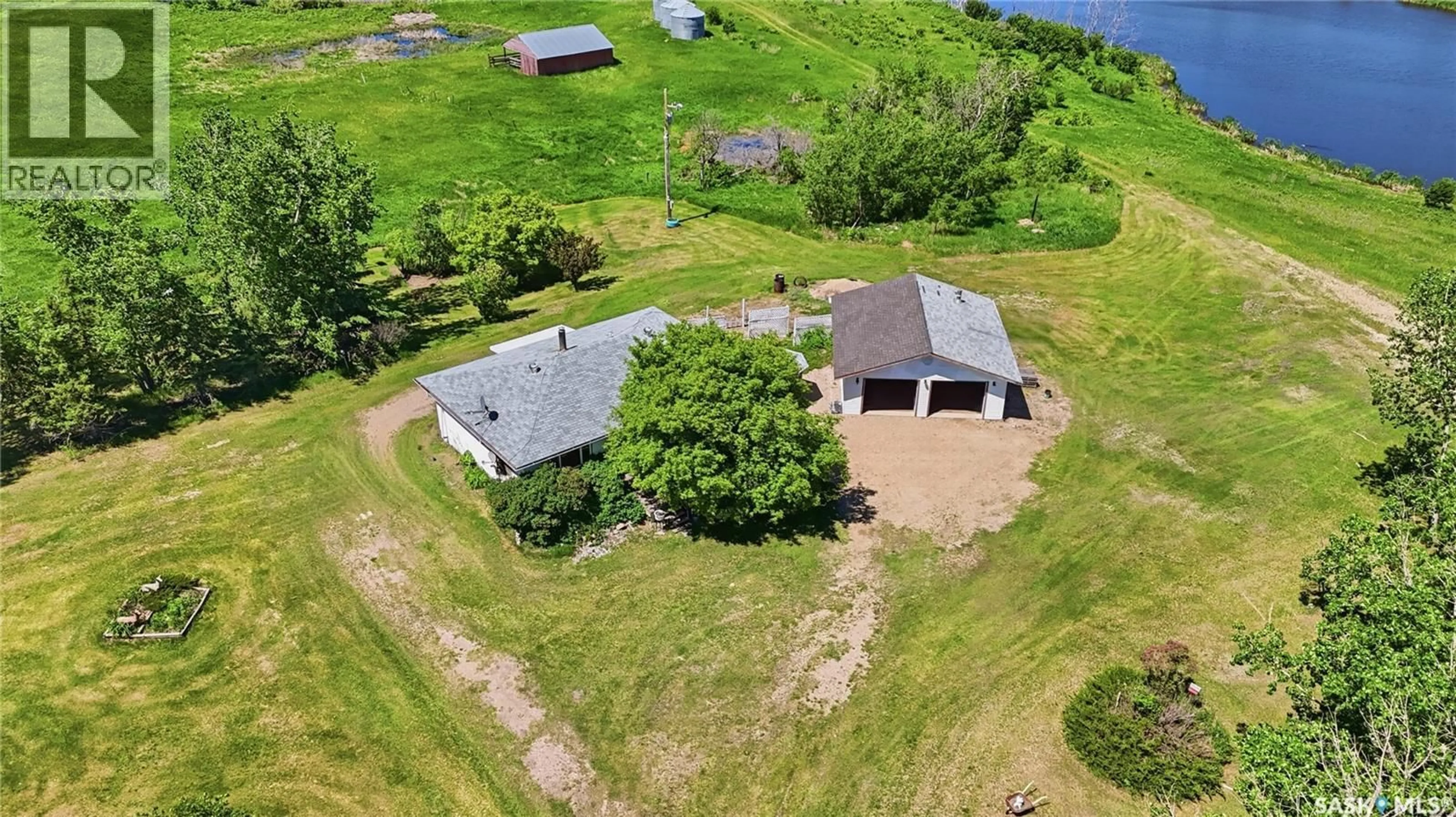 A pic from outside/outdoor area/front of a property/back of a property/a pic from drone, water/lake/river/ocean view for PLUNKETT, Viscount Rm No. 341 Saskatchewan S0K4M0