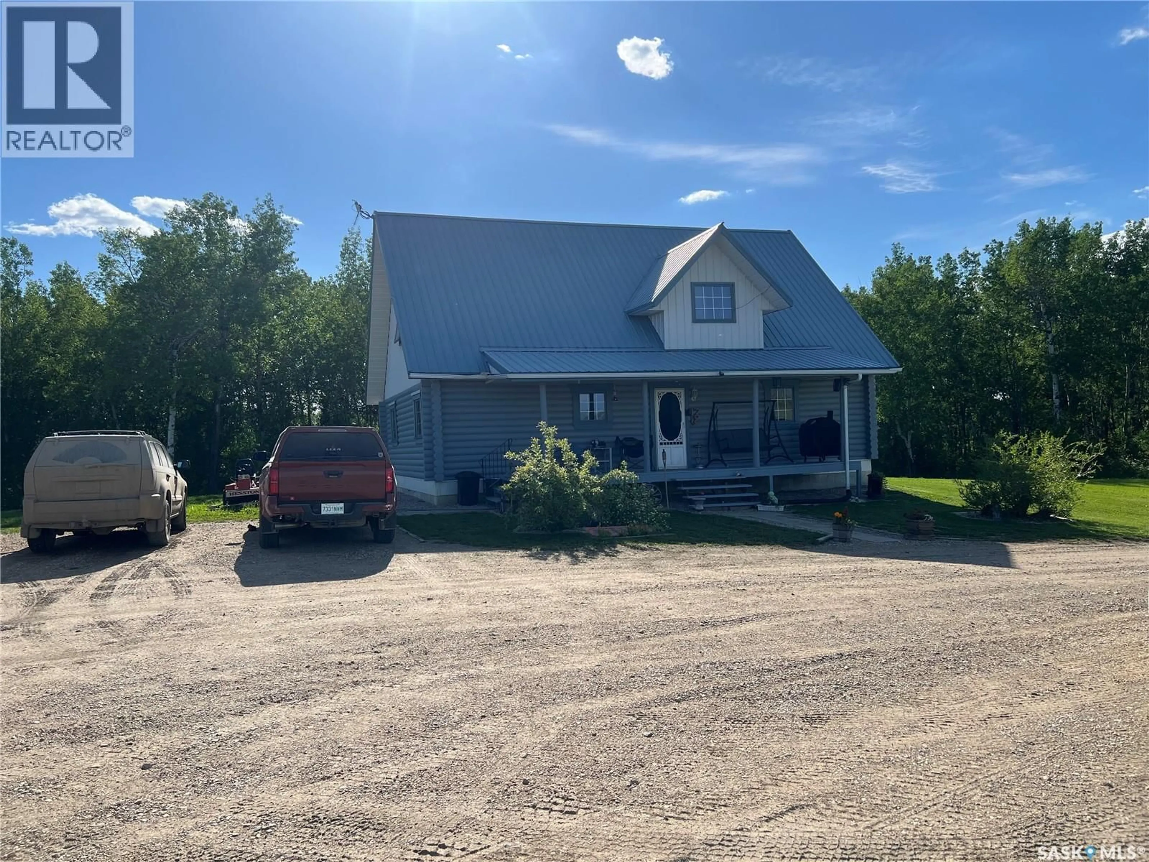A pic from outside/outdoor area/front of a property/back of a property/a pic from drone, building for KIEHN ACREAGE, Porcupine Rm No. 395 Saskatchewan S0E1H0