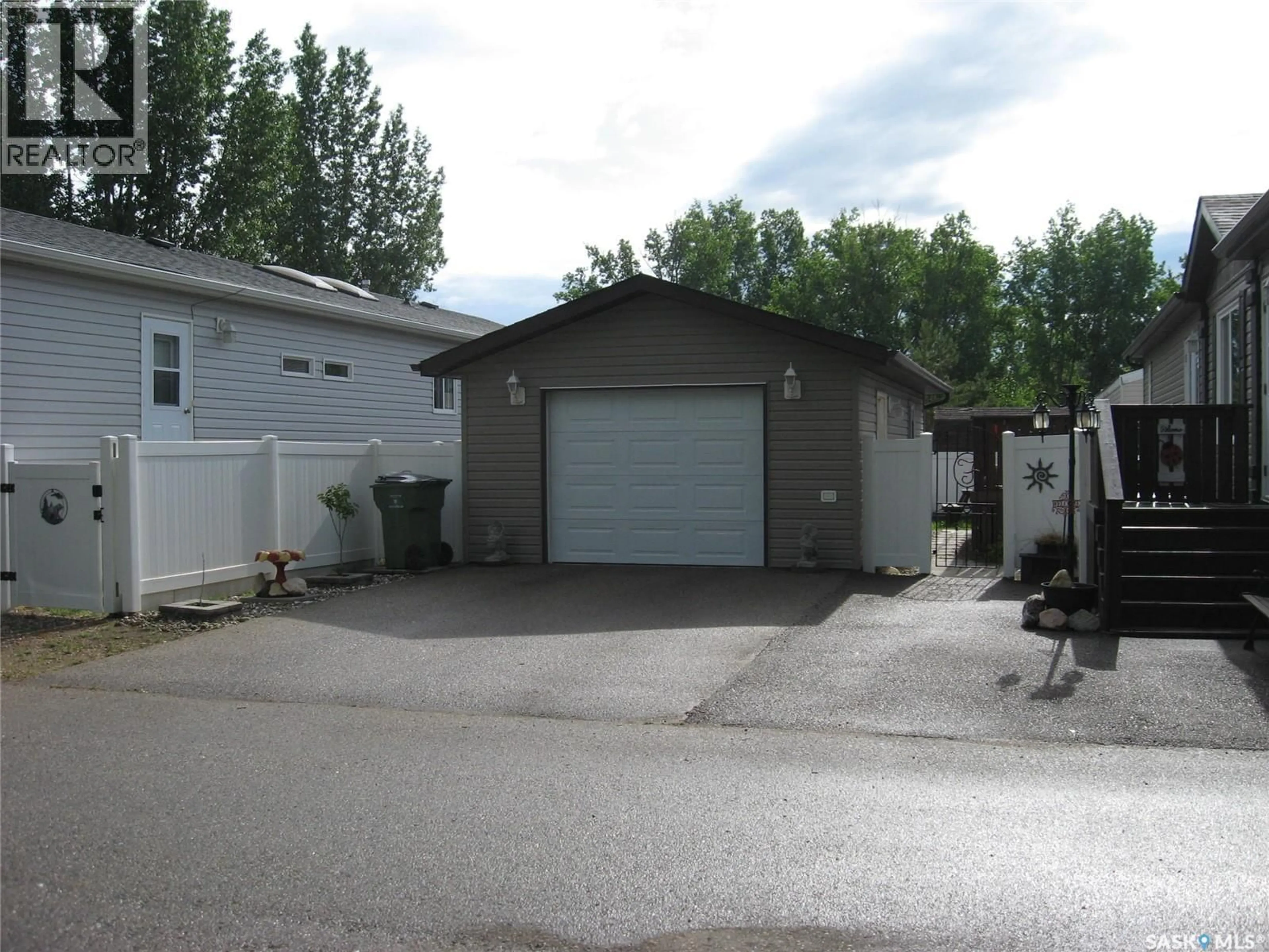 Unknown for H9-1 9TH AVENUE, Moose Jaw Saskatchewan S6J1C6