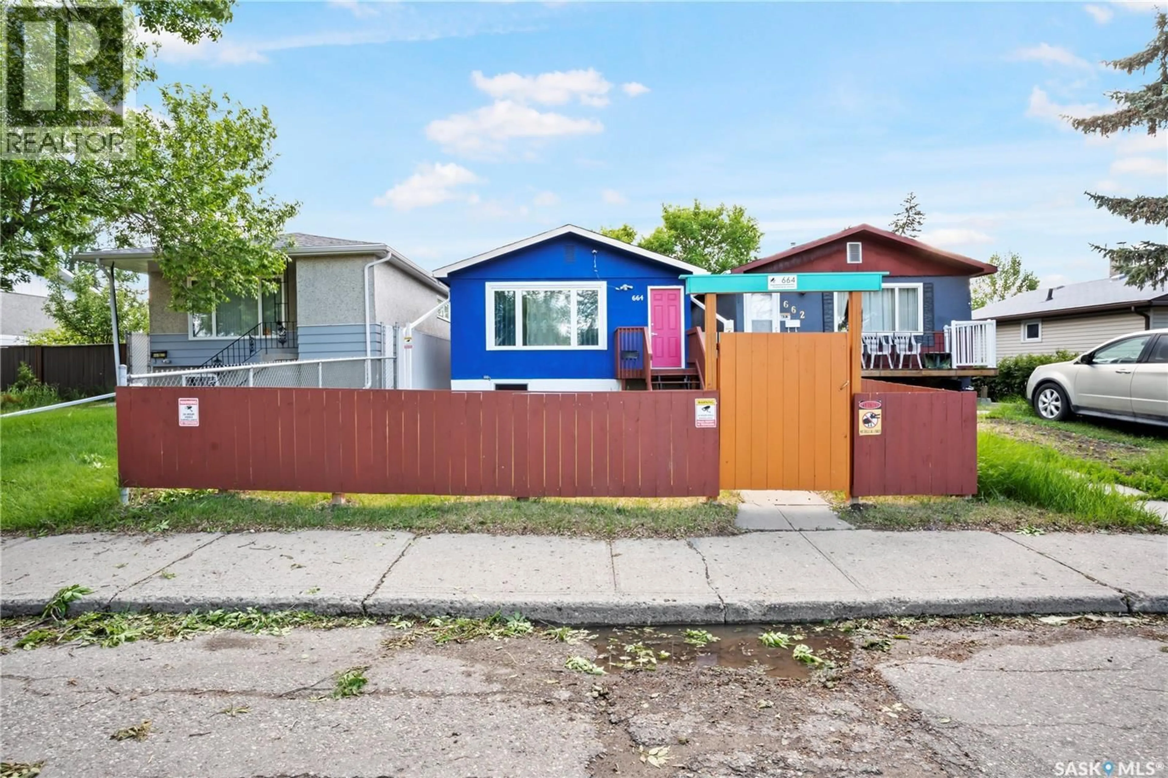 Home with vinyl exterior material, street for 664 RETALLACK STREET, Regina Saskatchewan S4T2G4