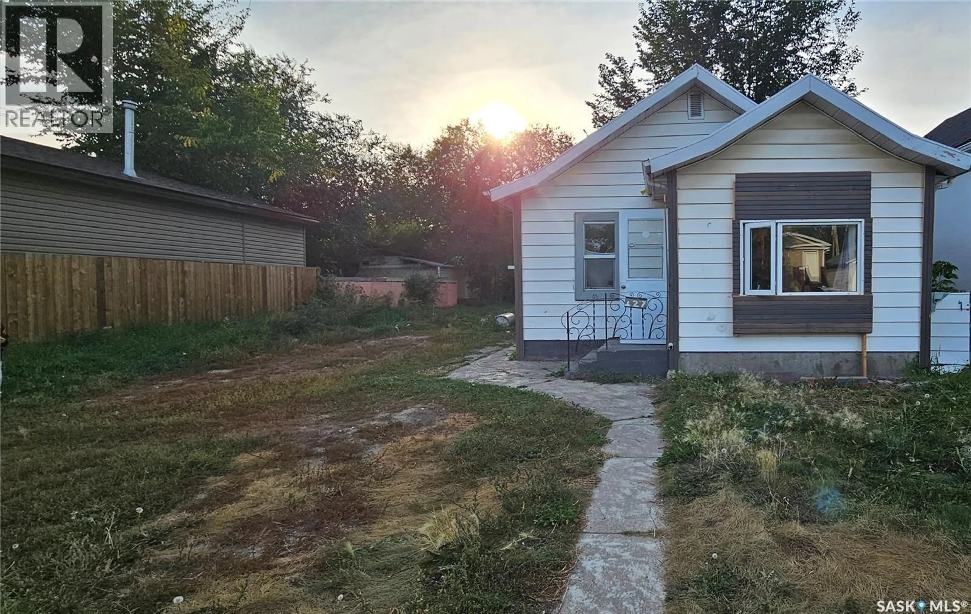 Shed for 127 M AVENUE, Saskatoon Saskatchewan S7M2K1