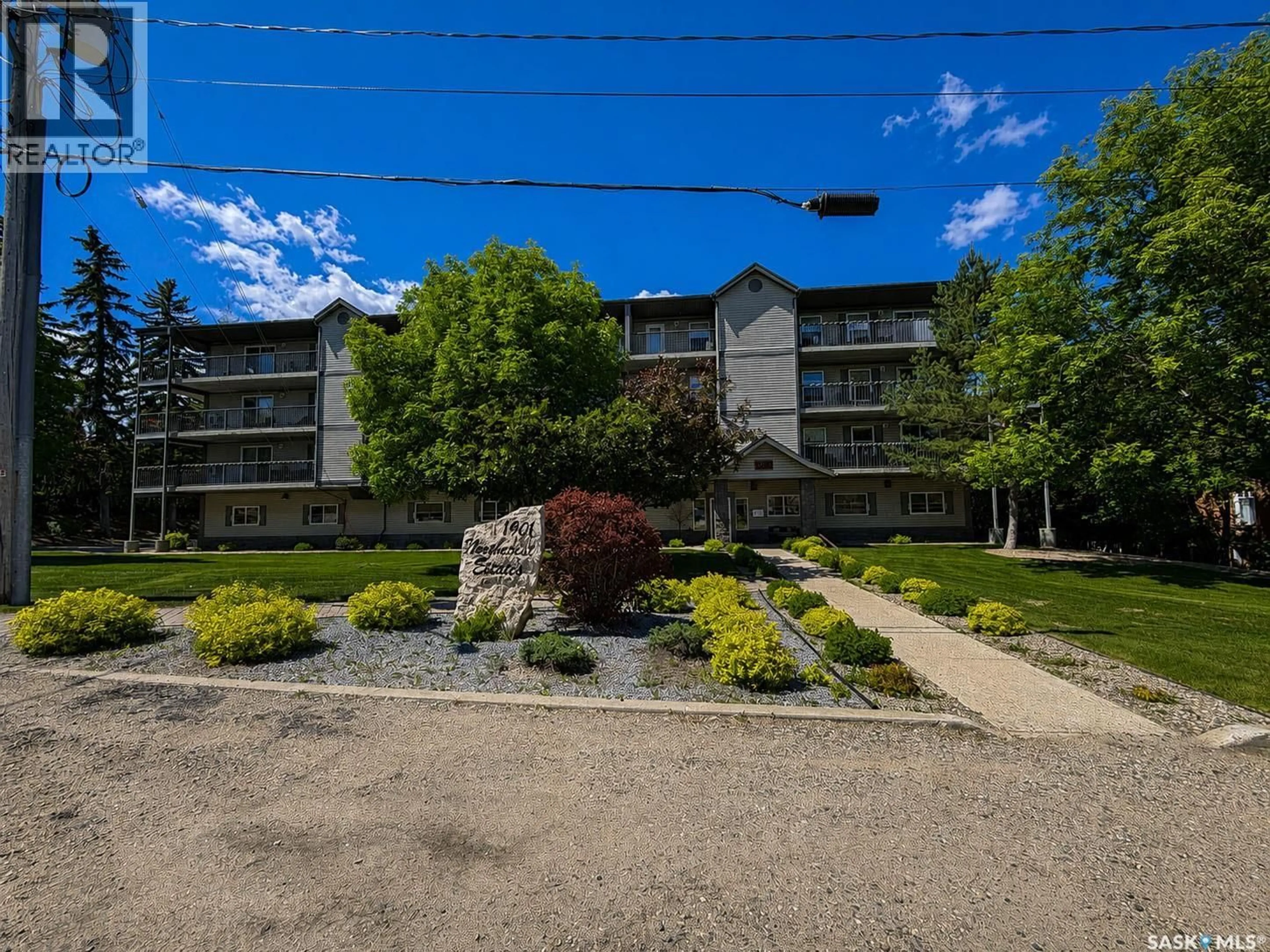 Unknown for 1/2 - 202 1901 1 AVENUE, Prince Albert Saskatchewan S6V5A8