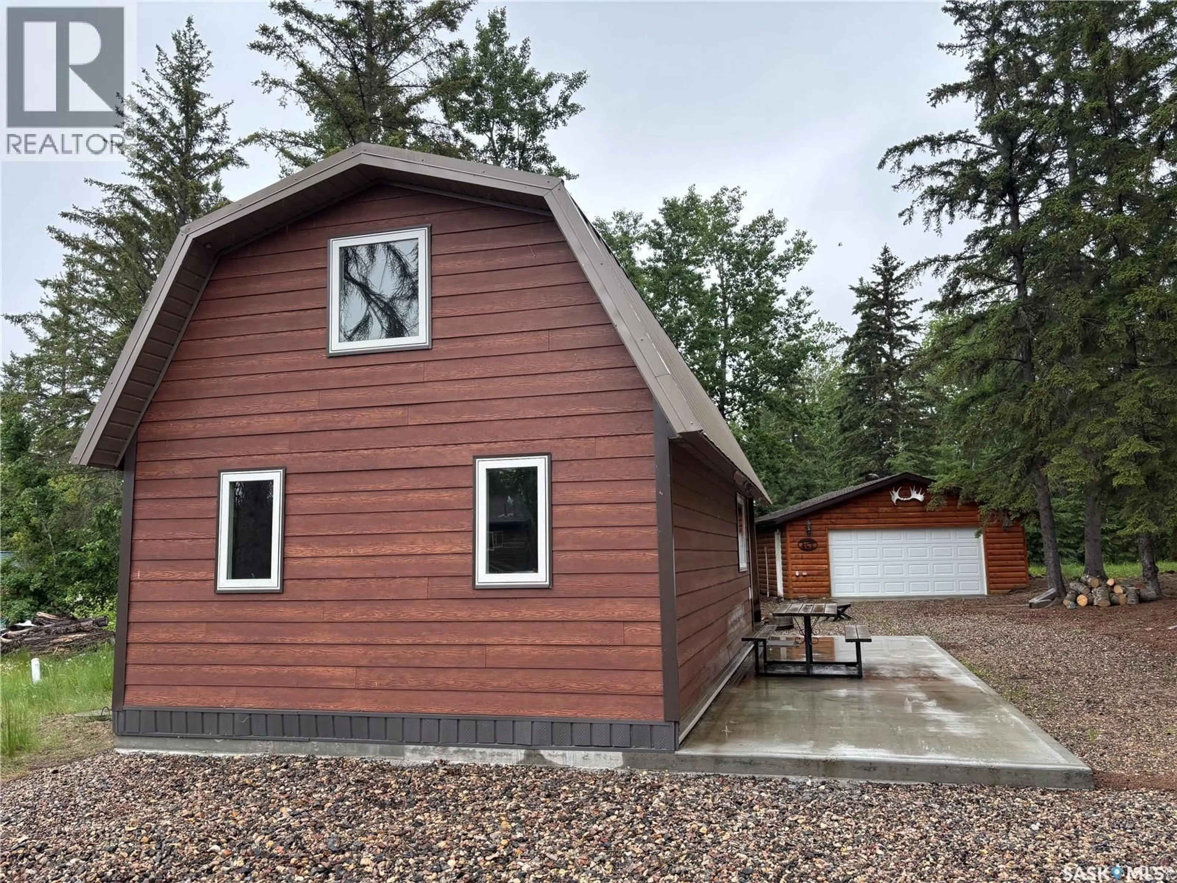 Home with vinyl exterior material, unknown for 112 & 116 BRUCE PLACE, Turtle View Saskatchewan S0M1J0