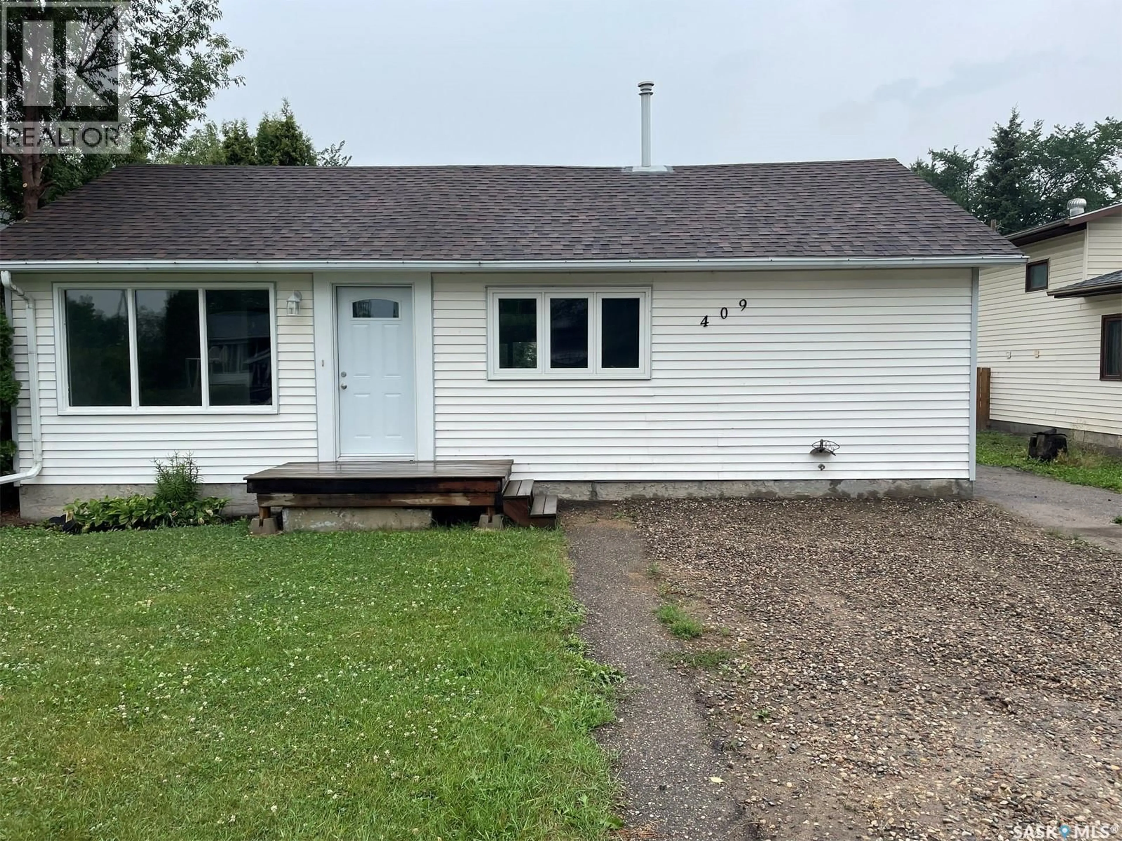 Unknown for 409 4TH STREET, Meadow Lake Saskatchewan S9X1Y4