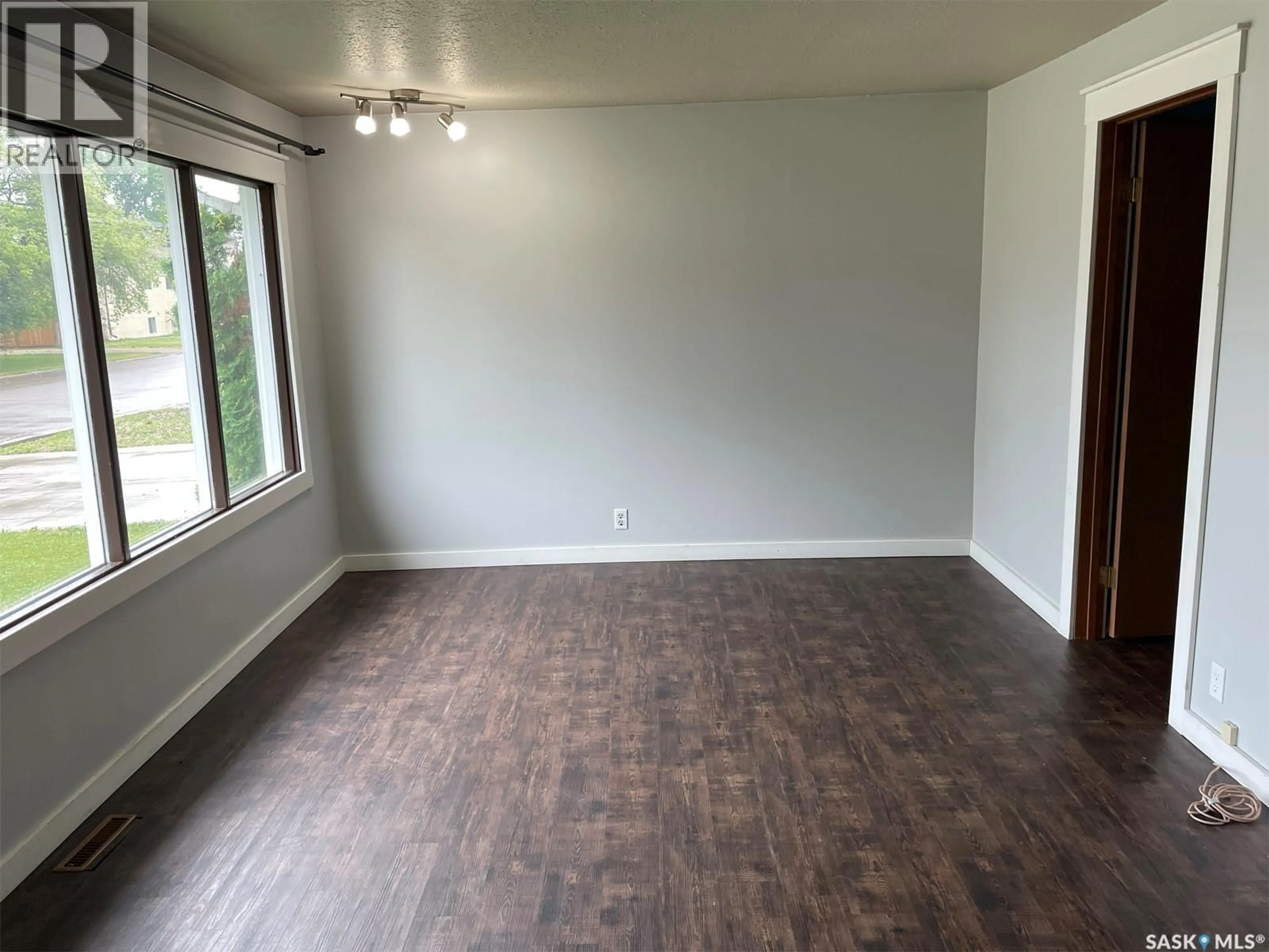A pic of a room for 409 4TH STREET, Meadow Lake Saskatchewan S9X1Y4