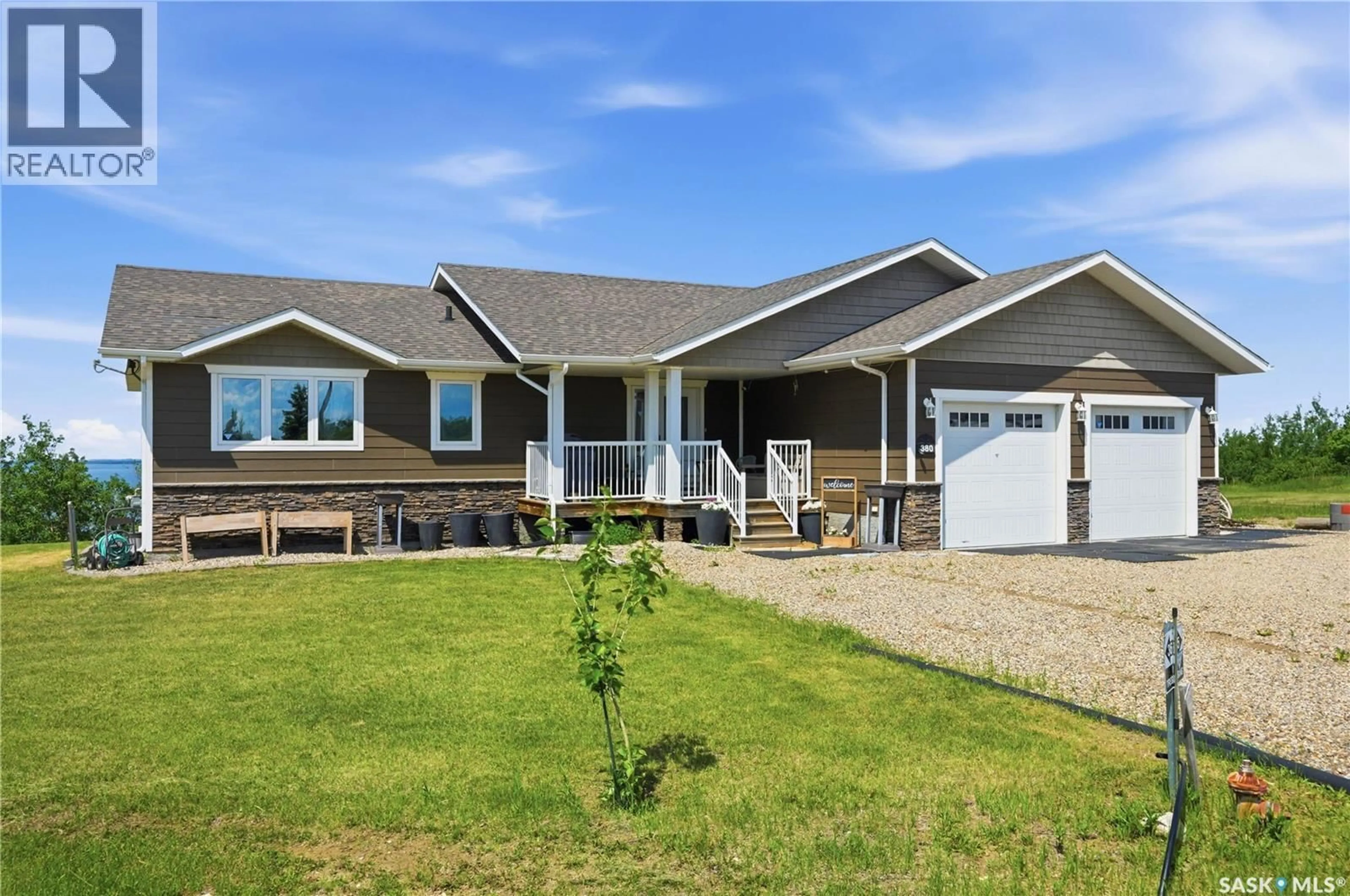 Home with vinyl exterior material, unknown for 380 CARTER CRESCENT, Cochin Saskatchewan S0M0L0
